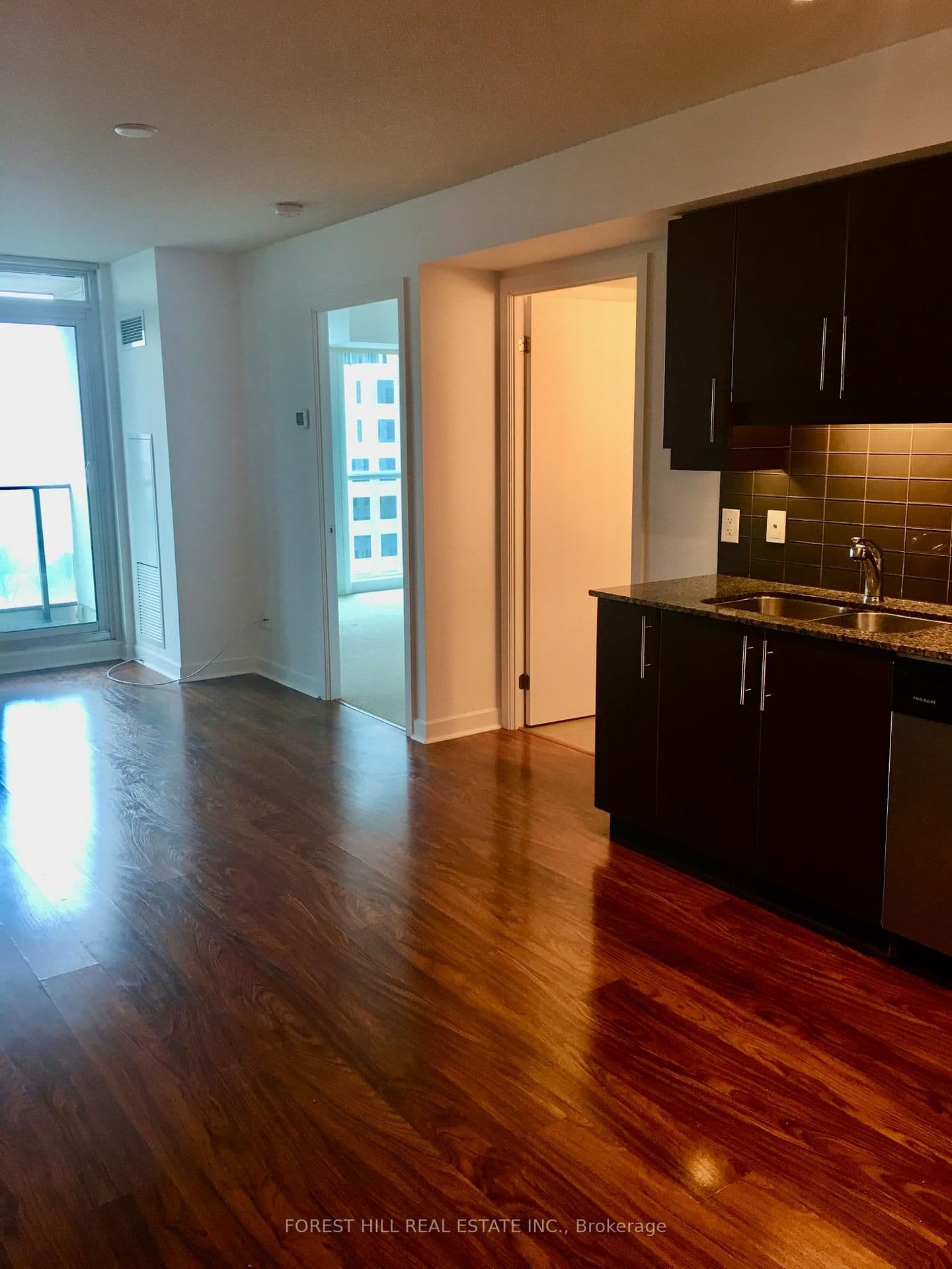 Condo Apartment at 1311- 33 Bay Street, Toronto, ON - Photo 2 - RE/MAX Garden City Realty