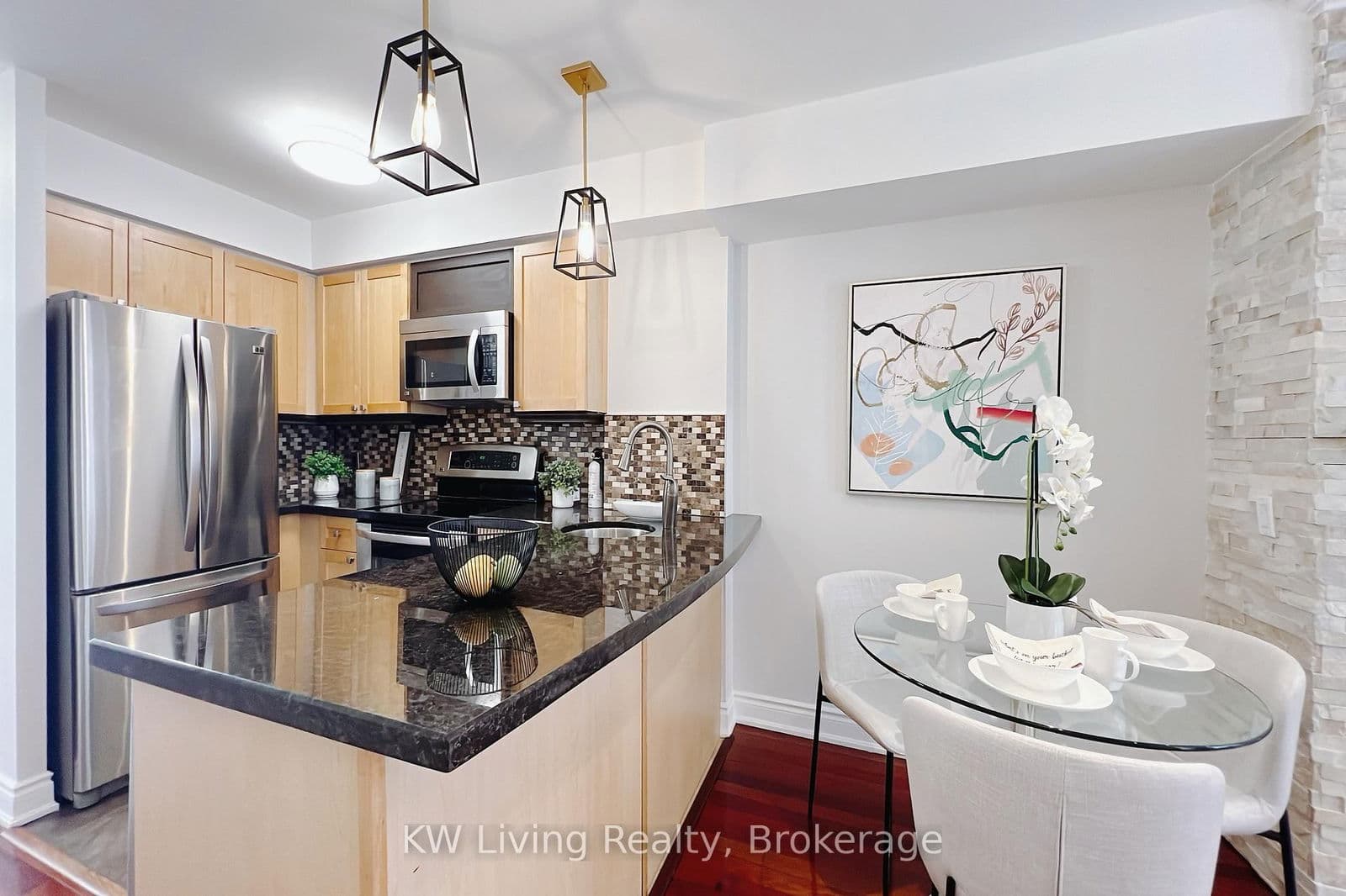 Condo Townhouse at 2017- 12 Sudbury Street, Toronto, ON - Photo 11 - RE/MAX Garden City Realty