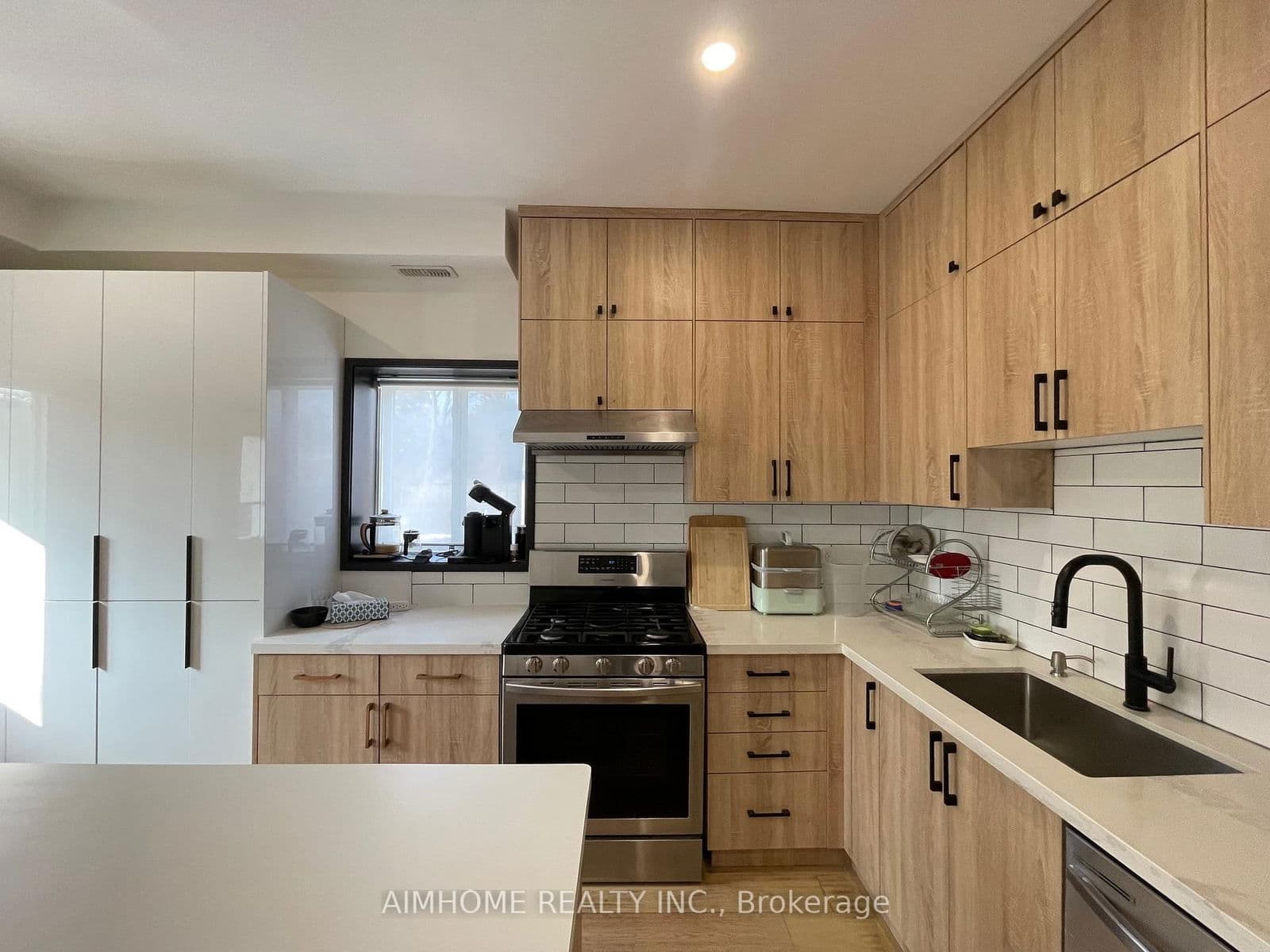 Multiplex at Unit B- 189 Churchill Avenue, Toronto, ON - Photo 2 - RE/MAX Garden City Realty