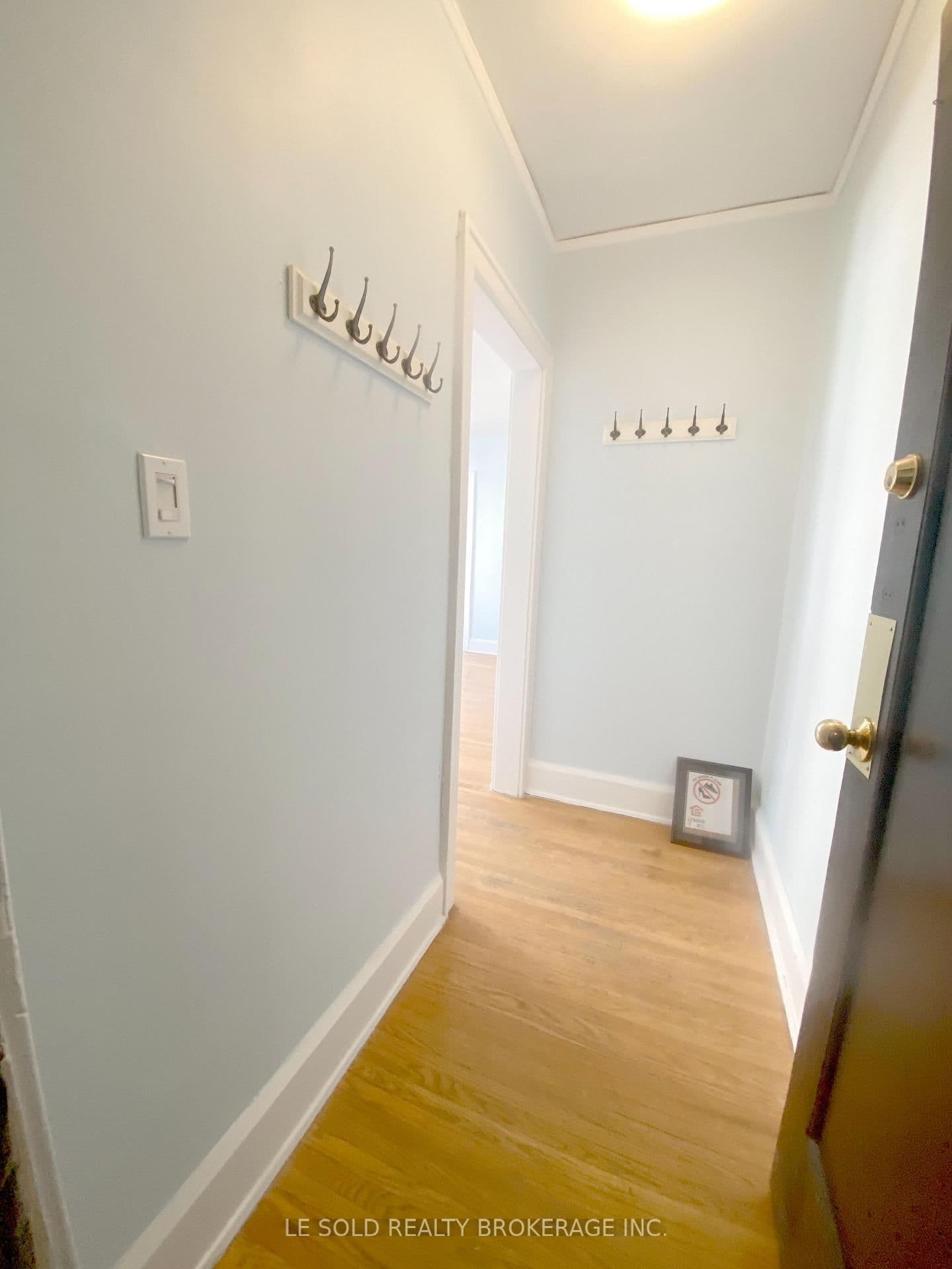 Multiplex at 221- 125 Earl Place, Toronto, ON - Photo 6 - RE/MAX Garden City Realty