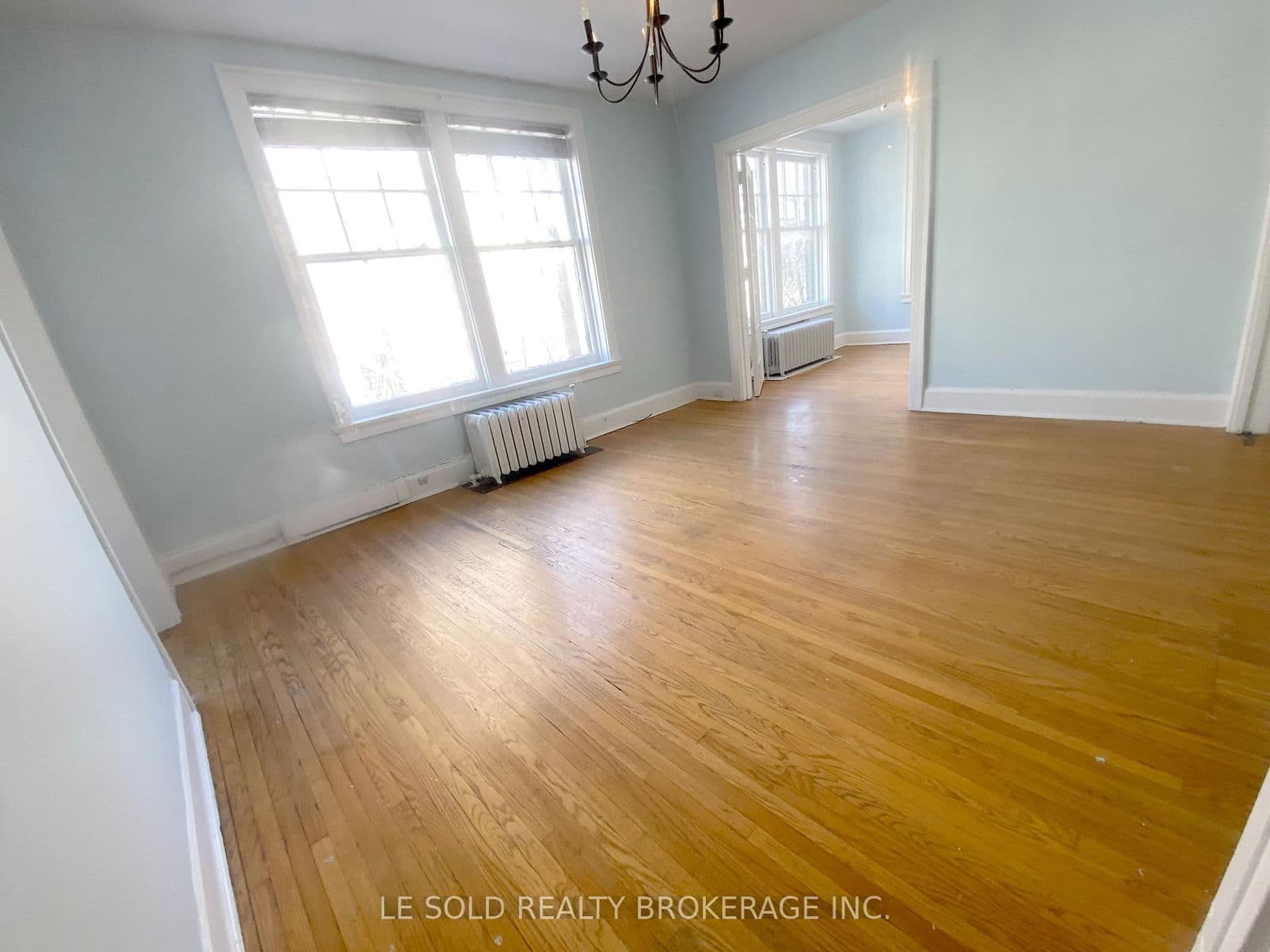 Multiplex at 221- 125 Earl Place, Toronto, ON - Photo 7 - RE/MAX Garden City Realty