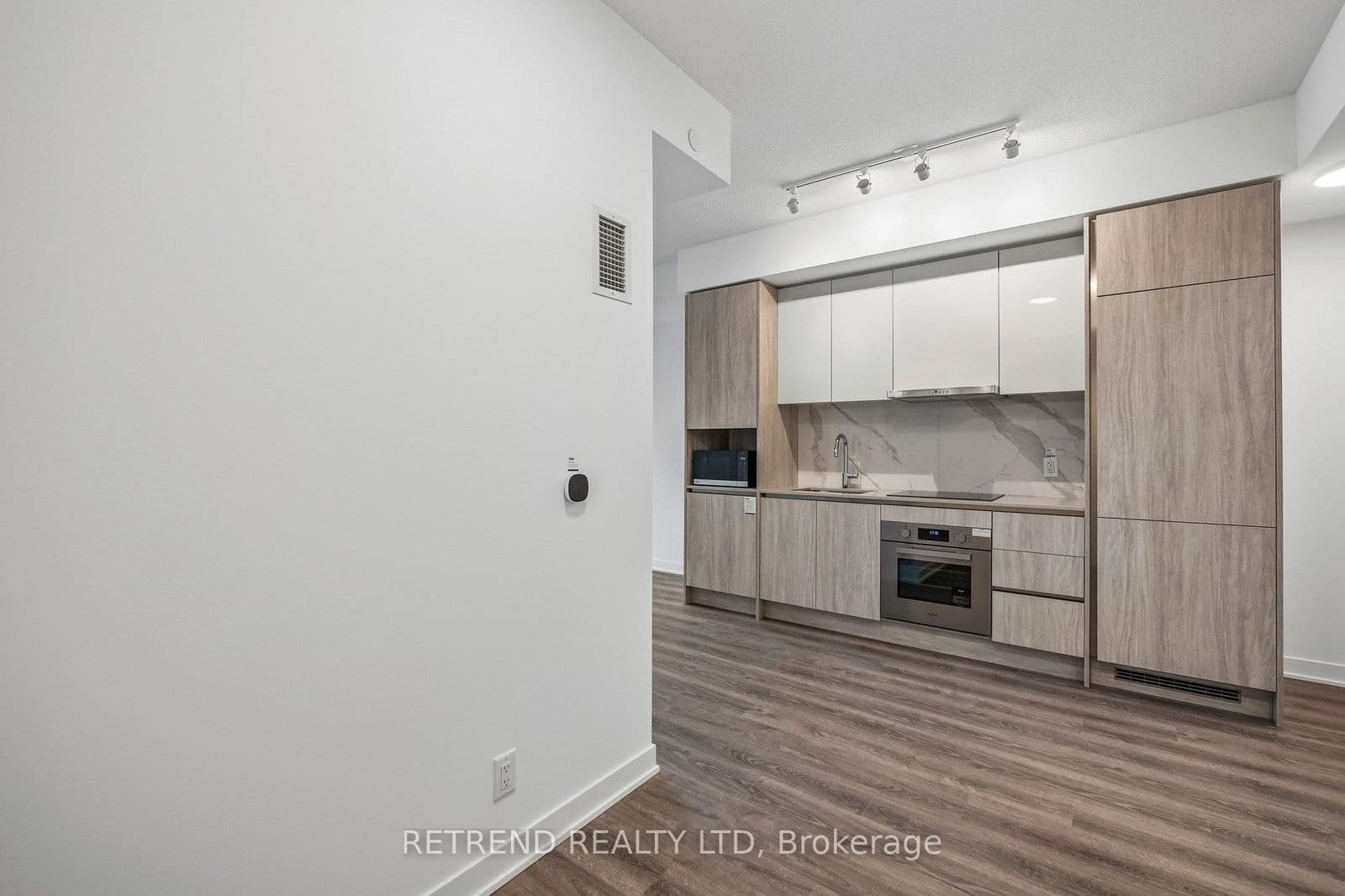 Condo Apartment at 3705- 180 Front Street, Toronto, ON - Photo 12 - RE/MAX Garden City Realty