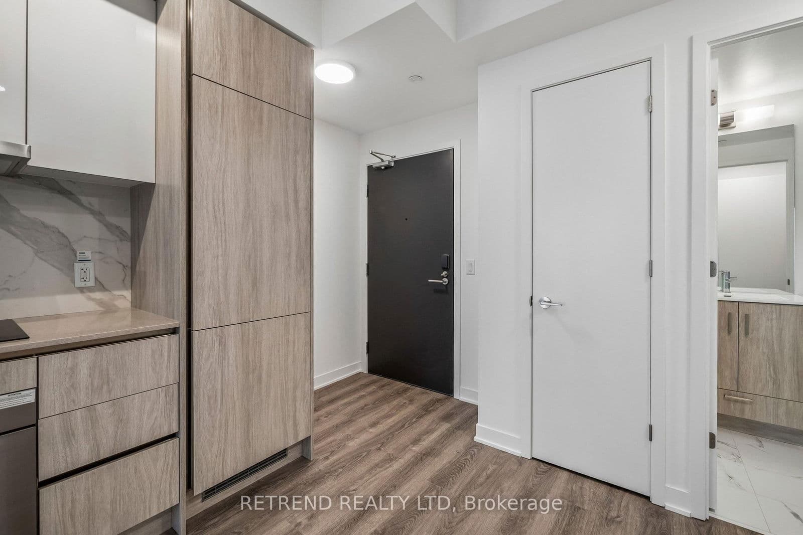 Condo Apartment at 3705- 180 Front Street, Toronto, ON - Photo 3 - RE/MAX Garden City Realty