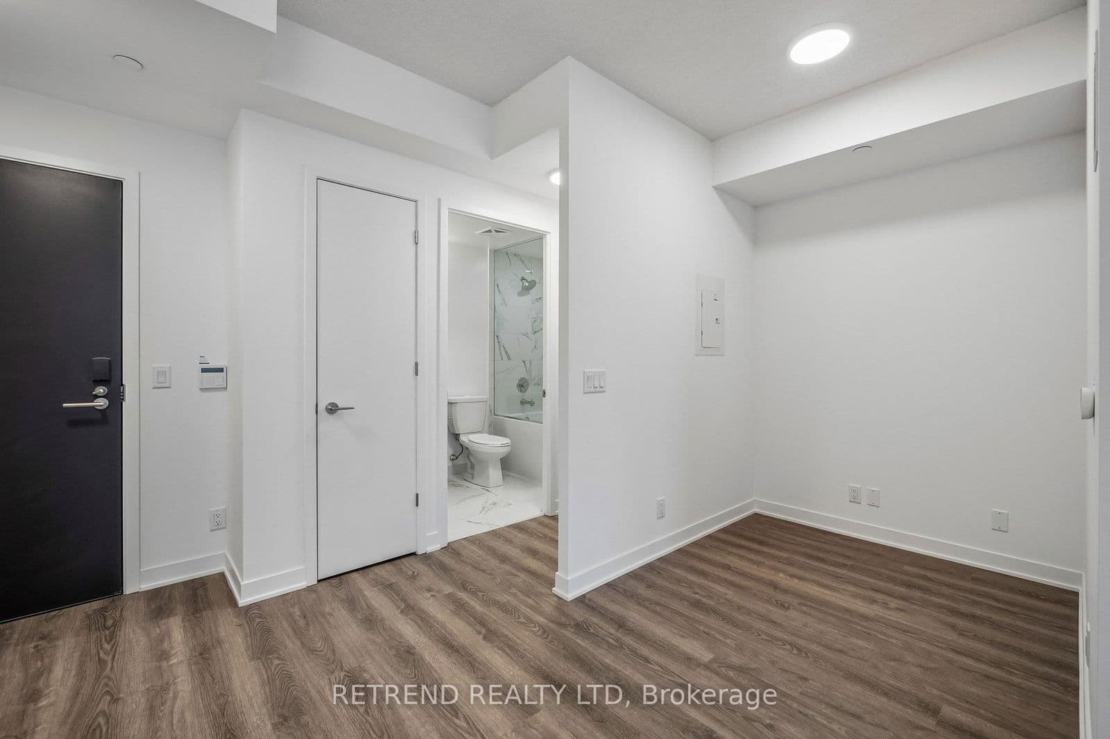 Condo Apartment at 3705- 180 Front Street, Toronto, ON - Photo 5 - RE/MAX Garden City Realty