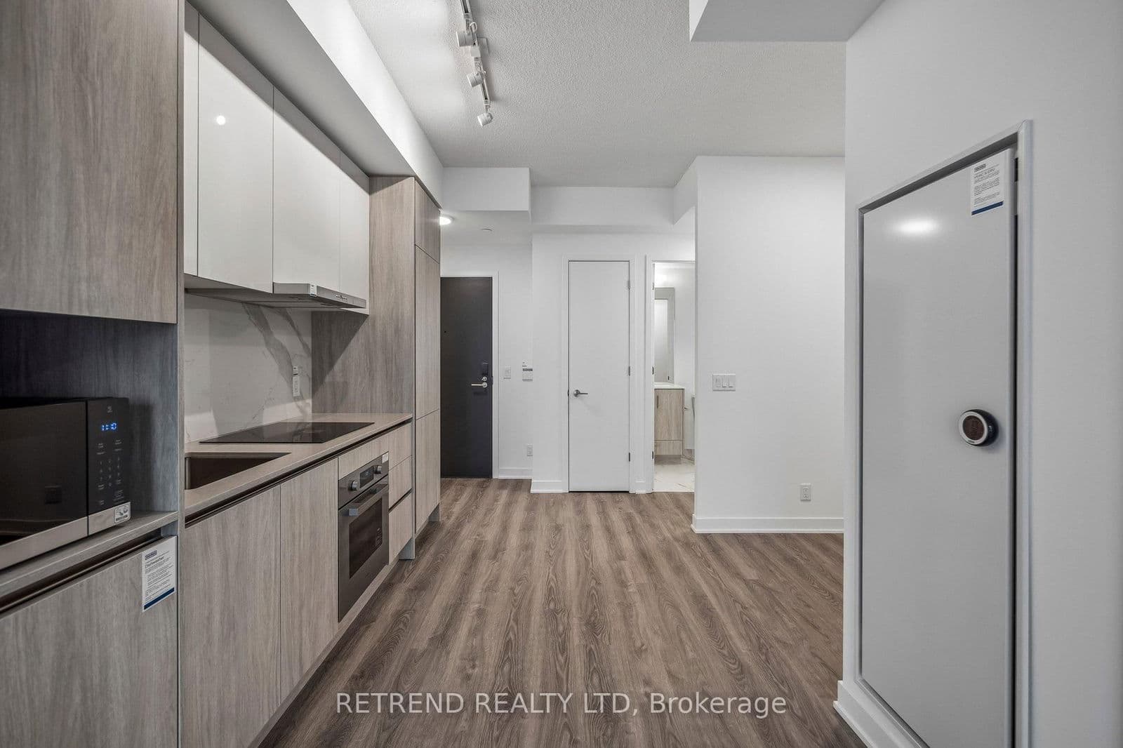 Condo Apartment at 3705- 180 Front Street, Toronto, ON - Photo 9 - RE/MAX Garden City Realty