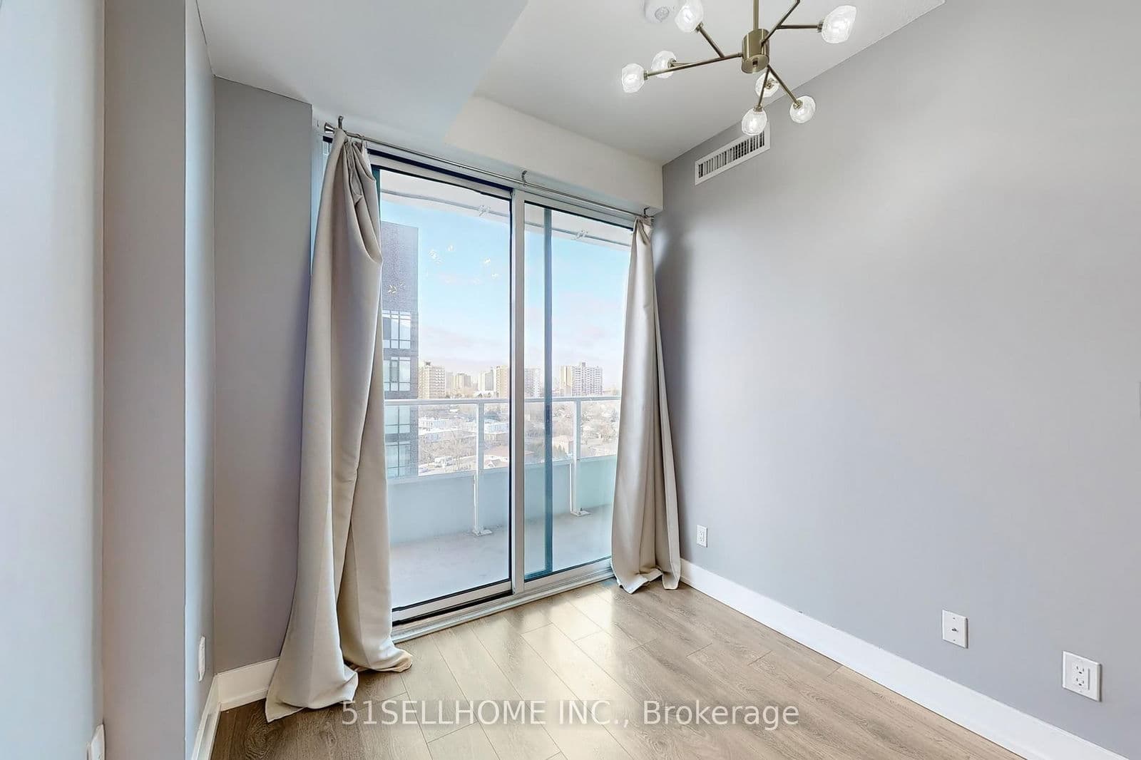 Condo Apartment at 1005- 180 Fairview Mall Drive, Toronto, ON - Photo 13 - RE/MAX Garden City Realty