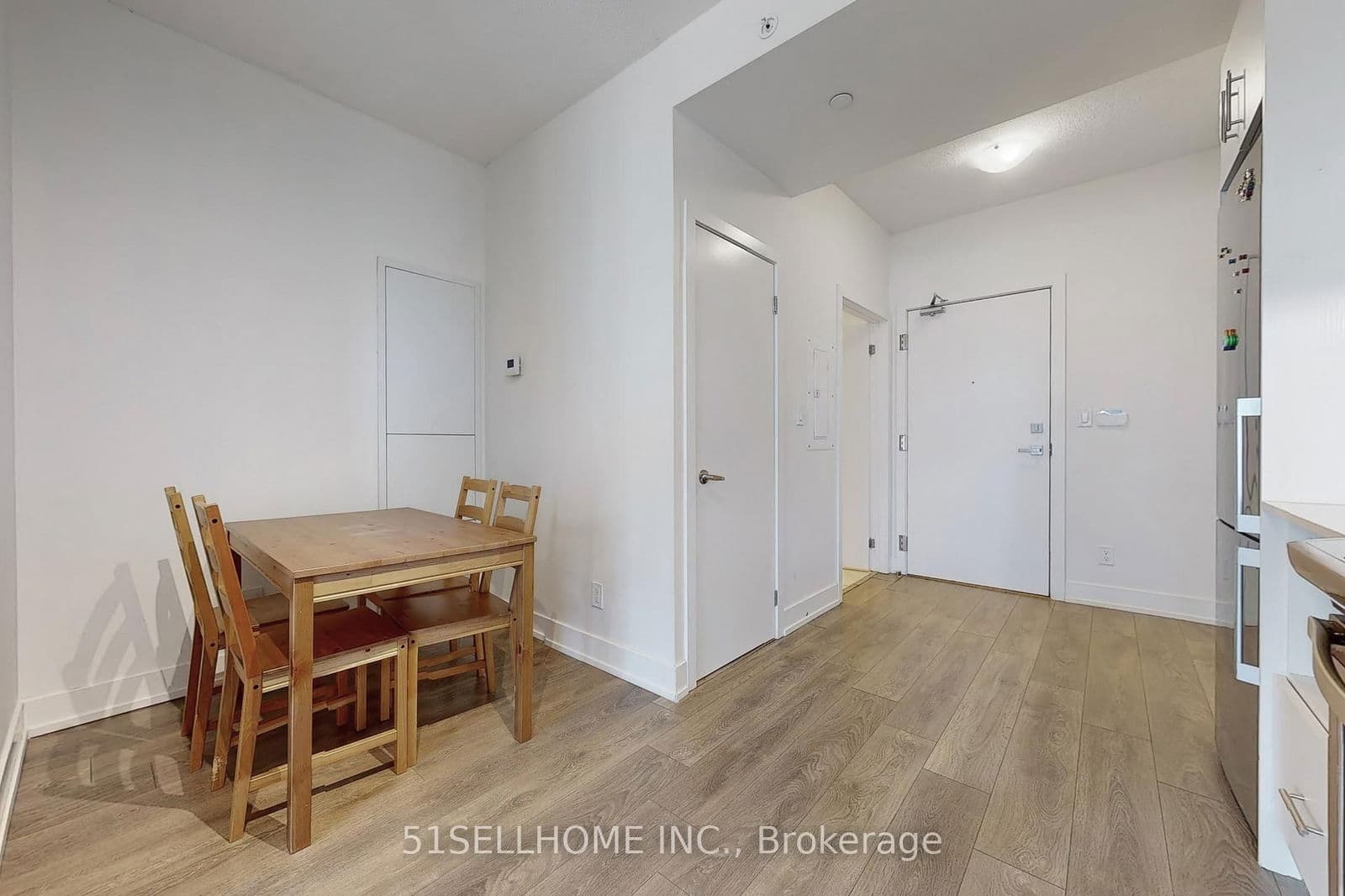 Condo Apartment at 1005- 180 Fairview Mall Drive, Toronto, ON - Photo 19 - RE/MAX Garden City Realty