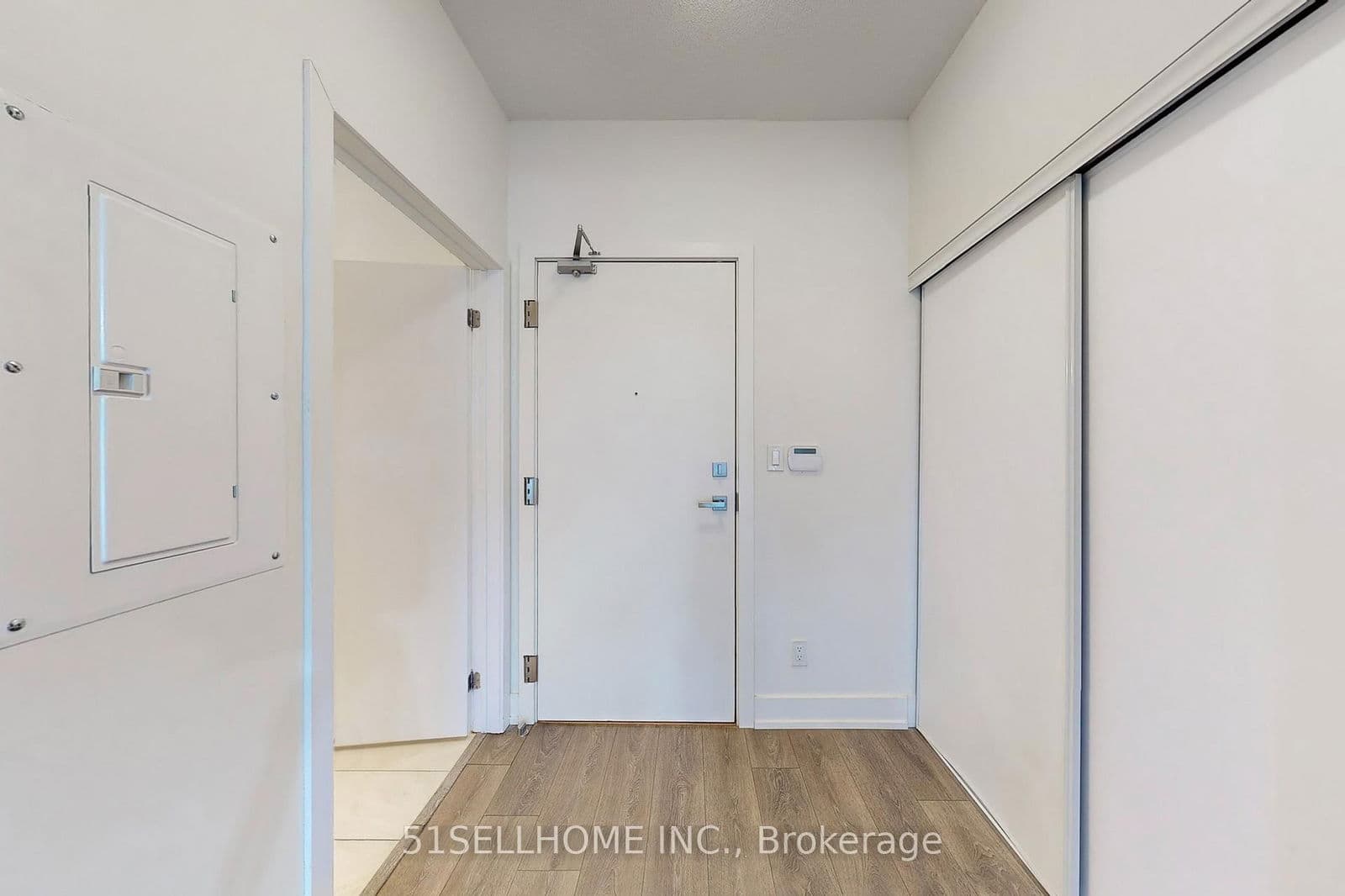 Condo Apartment at 1005- 180 Fairview Mall Drive, Toronto, ON - Photo 28 - RE/MAX Garden City Realty