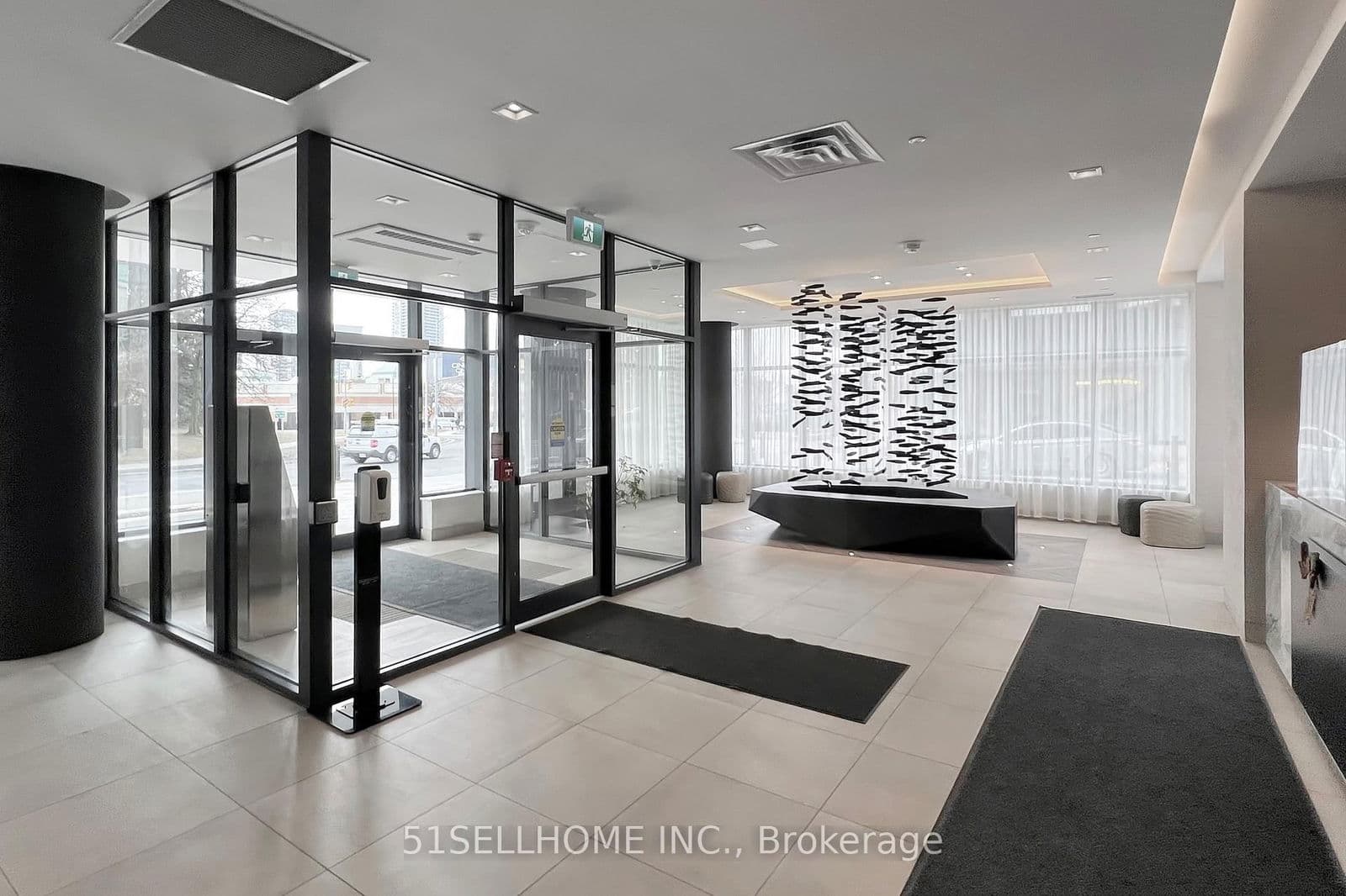 Condo Apartment at 1005- 180 Fairview Mall Drive, Toronto, ON - Photo 3 - RE/MAX Garden City Realty