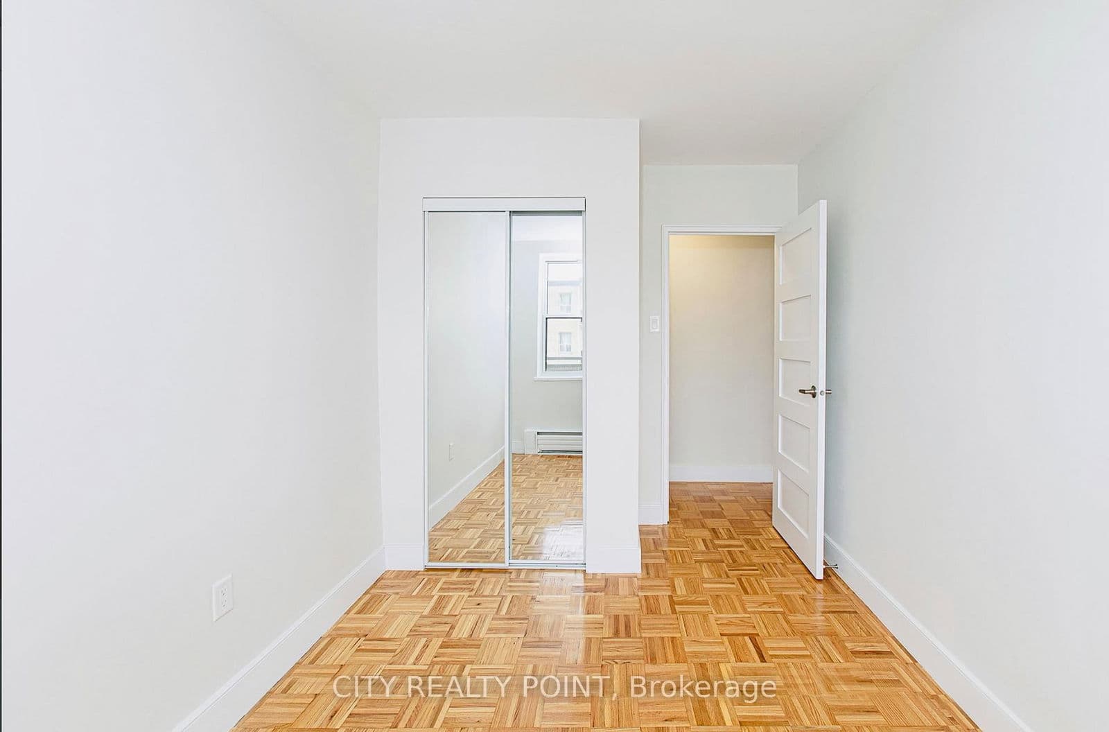 Condo Apartment at 210- 2 Grandstand Place, Toronto, ON - Photo 7 - RE/MAX Garden City Realty