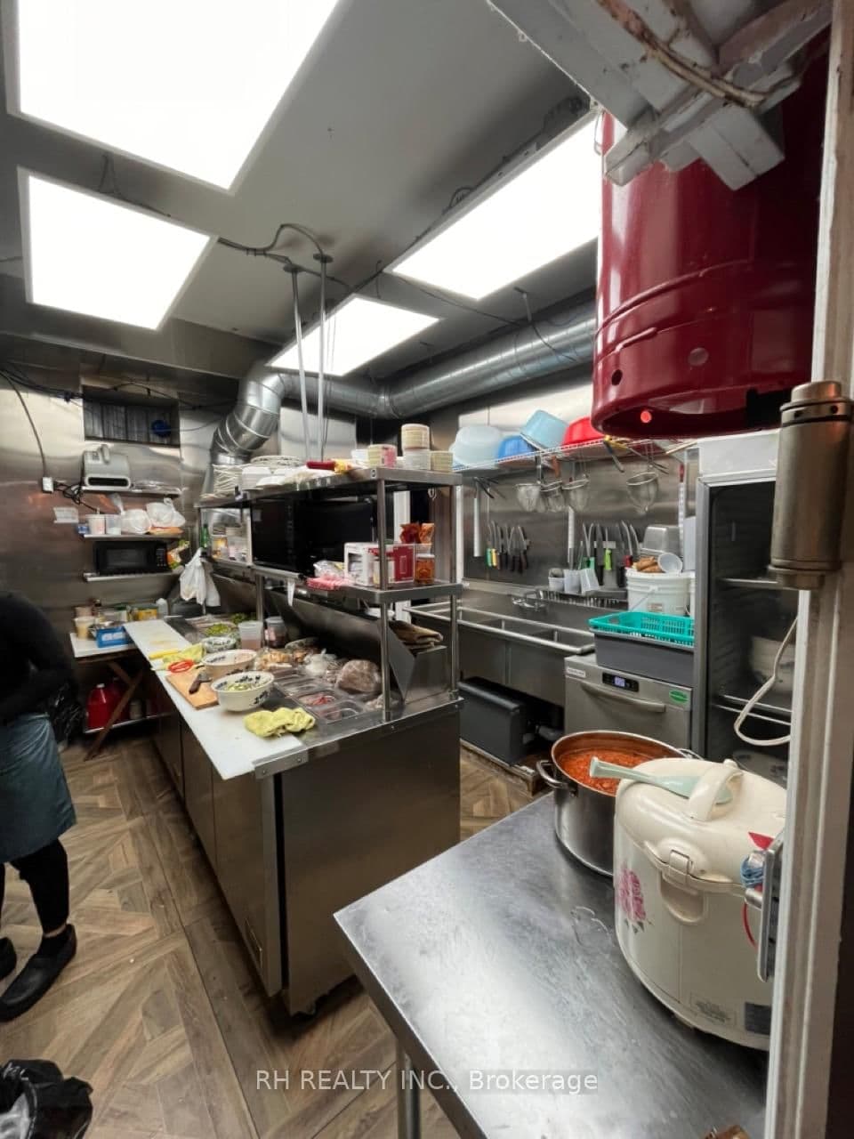 Sale Of Business at 237 Augusta Avenue, Toronto, ON - Photo 13 - RE/MAX Garden City Realty