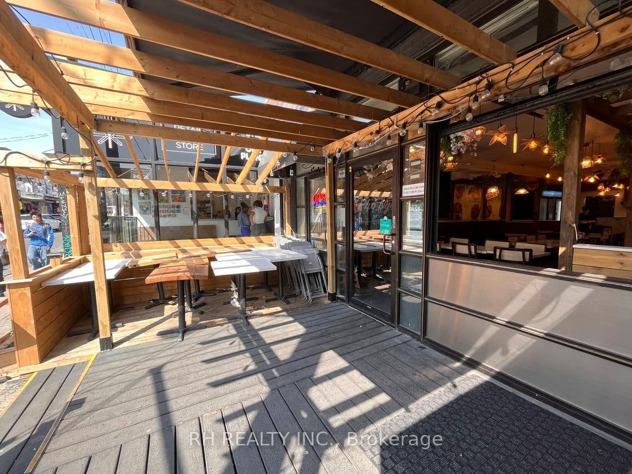 Sale Of Business at 237 Augusta Avenue, Toronto, ON - Photo 22 - RE/MAX Garden City Realty