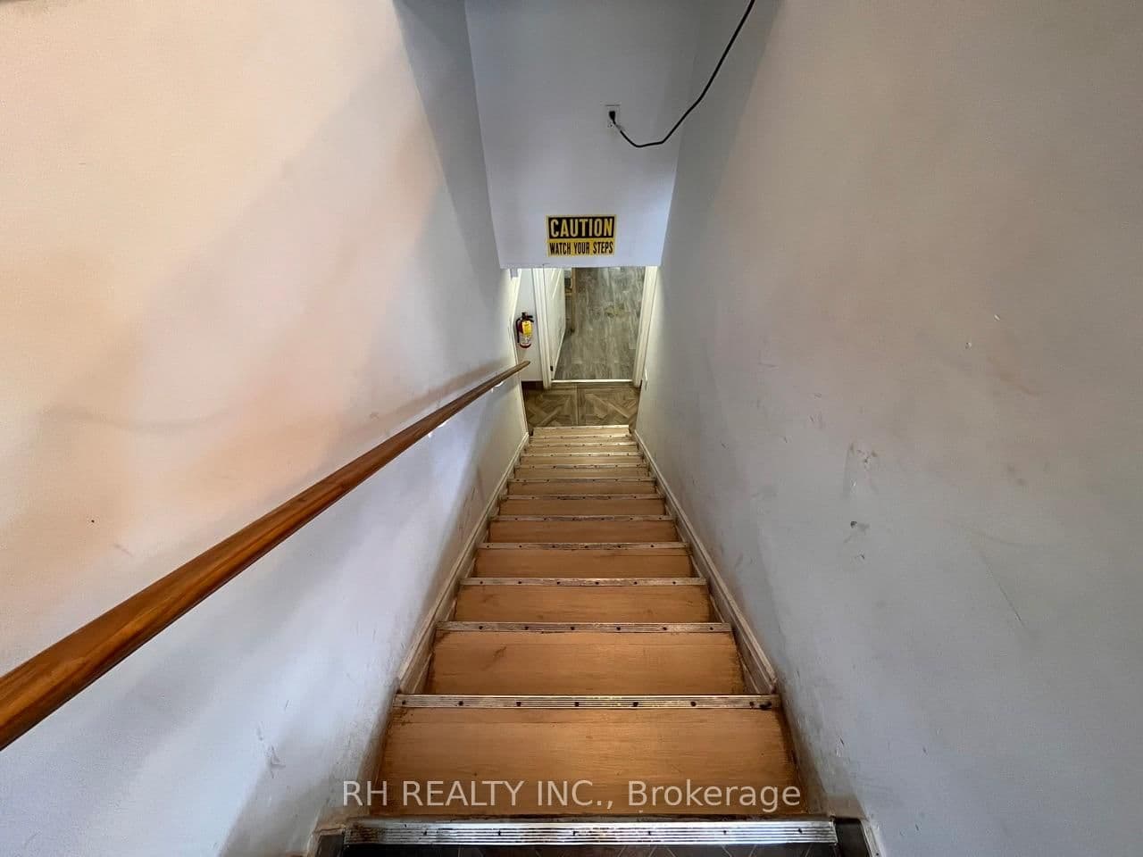 Sale Of Business at 237 Augusta Avenue, Toronto, ON - Photo 26 - RE/MAX Garden City Realty