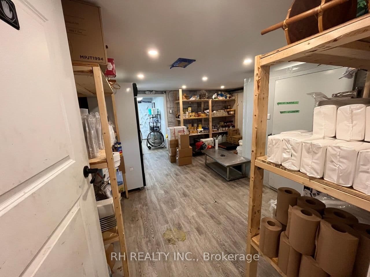 Sale Of Business at 237 Augusta Avenue, Toronto, ON - Photo 28 - RE/MAX Garden City Realty