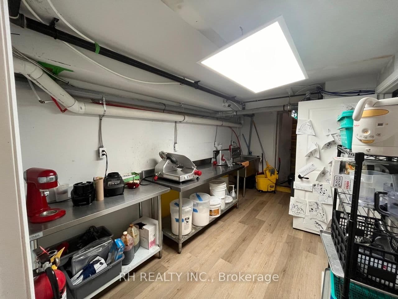 Sale Of Business at 237 Augusta Avenue, Toronto, ON - Photo 30 - RE/MAX Garden City Realty