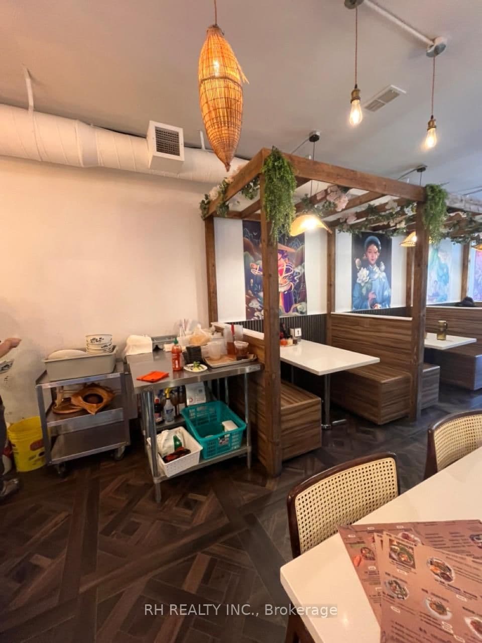 Sale Of Business at 237 Augusta Avenue, Toronto, ON - Photo 7 - RE/MAX Garden City Realty