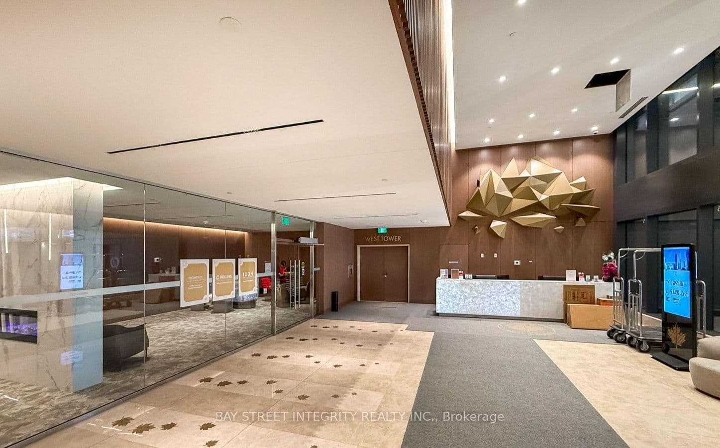 Condo Apartment at 1702- 1 Concord Cityplace Way, Toronto, ON - Photo 6 - RE/MAX Garden City Realty