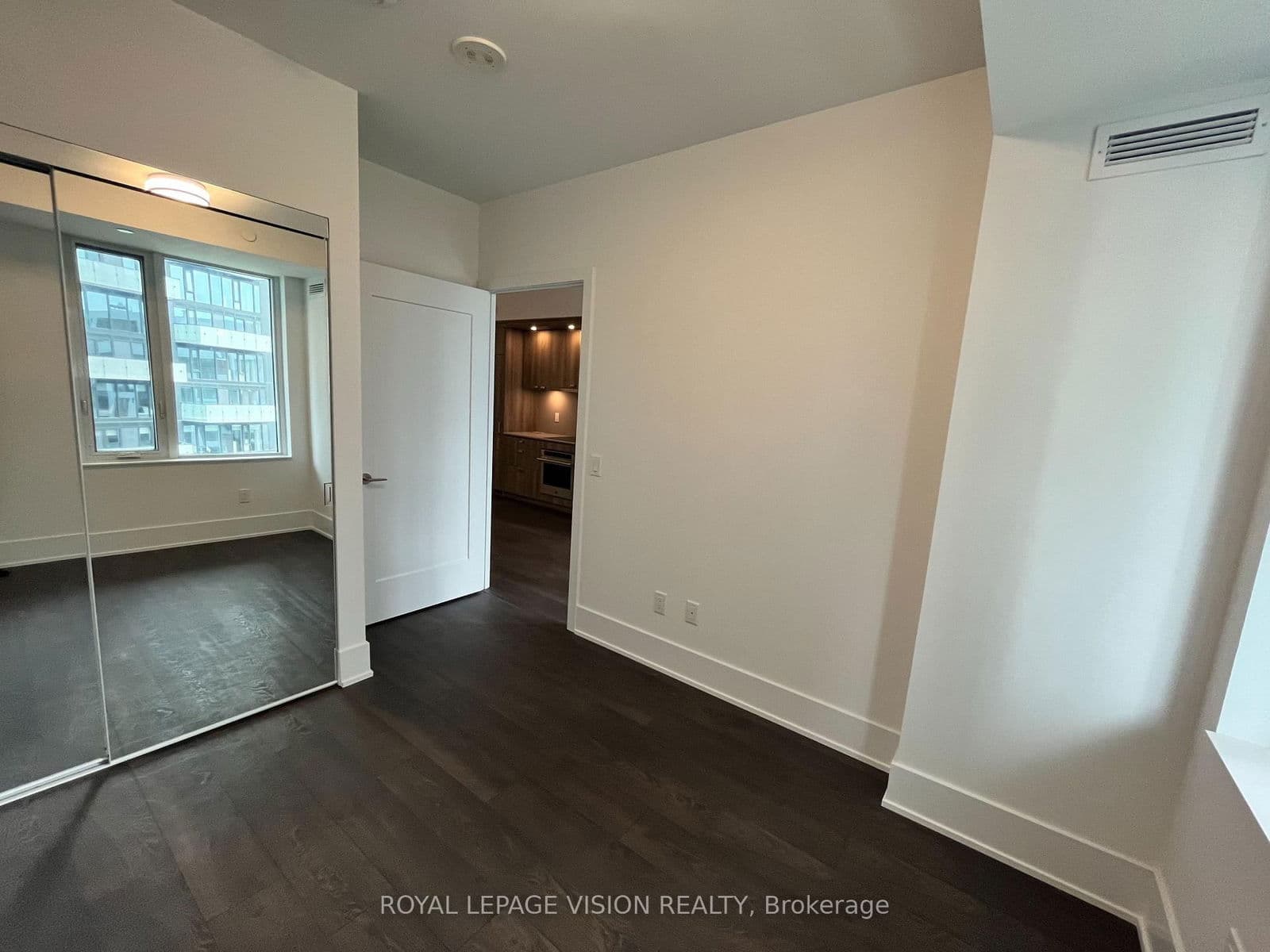 Condo Apartment at 1208- 470 Front Street, Toronto, ON - Photo 12 - RE/MAX Garden City Realty