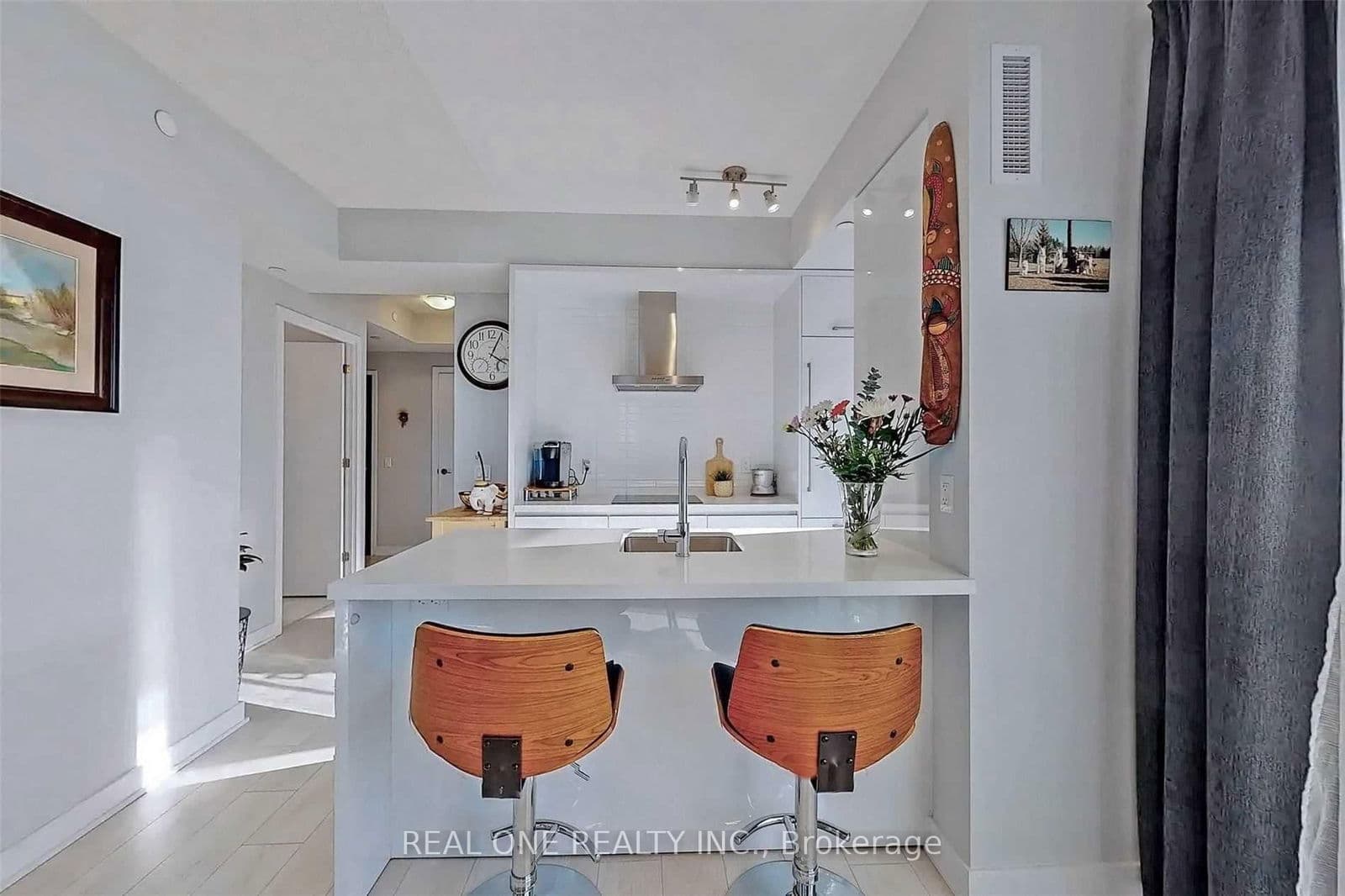 Condo Apartment at 1709- 2221 Yonge Street, Toronto, ON - Photo 12 - RE/MAX Garden City Realty