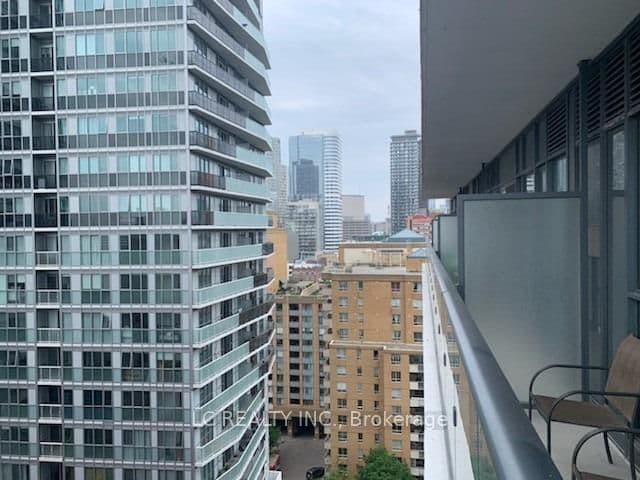 Condo Apartment at 1504- 159 Dundas Street, Toronto, ON - Photo 12 - RE/MAX Garden City Realty