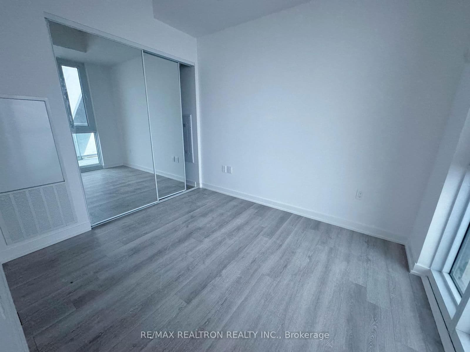 Condo Apartment at 3517- 230 Simcoe Street, Toronto, ON - Photo 6 - RE/MAX Garden City Realty