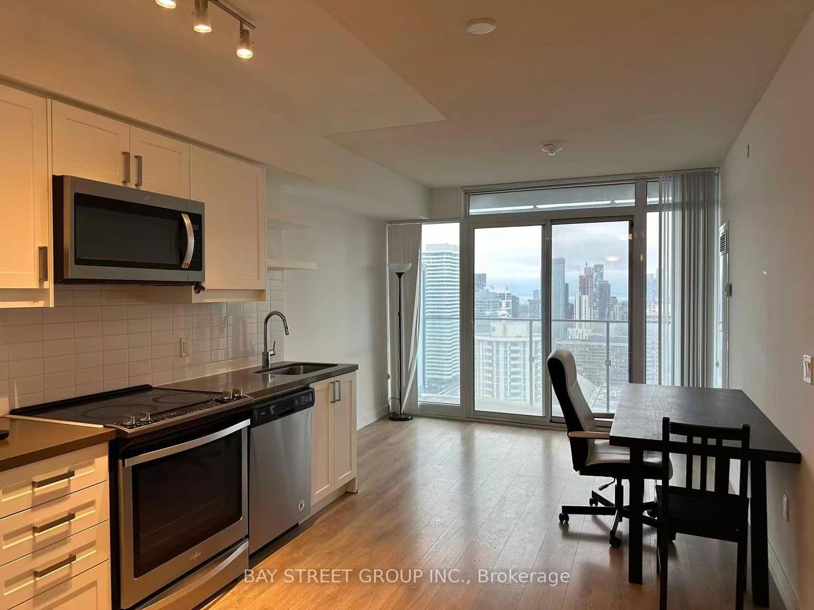 Condo Apartment at 3709- 50 Wellesley Street, Toronto, ON - Photo 3 - RE/MAX Garden City Realty