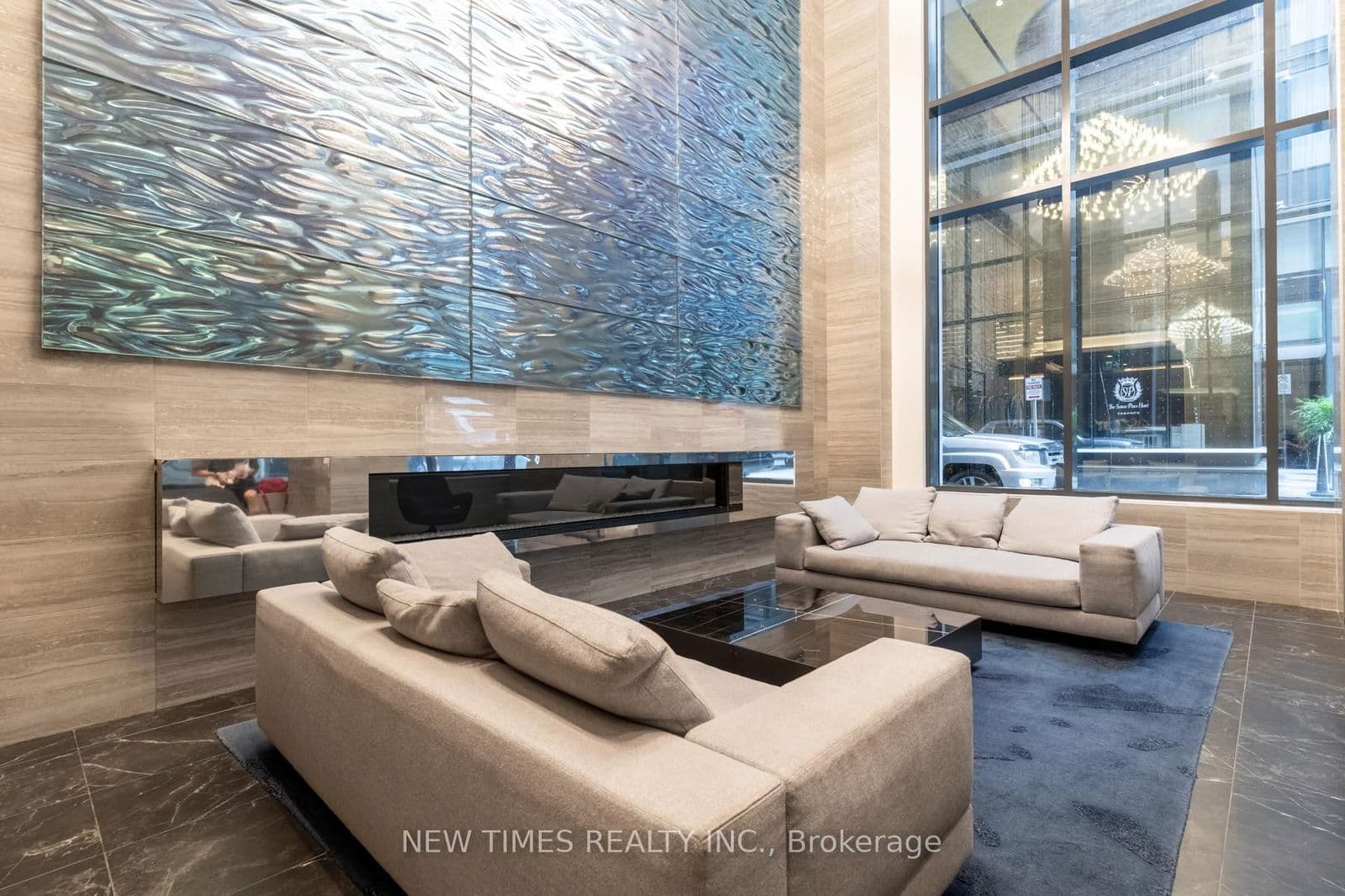 Condo Apartment at 1605- 115 Blue Jays Way, Toronto, ON - Photo 8 - RE/MAX Garden City Realty