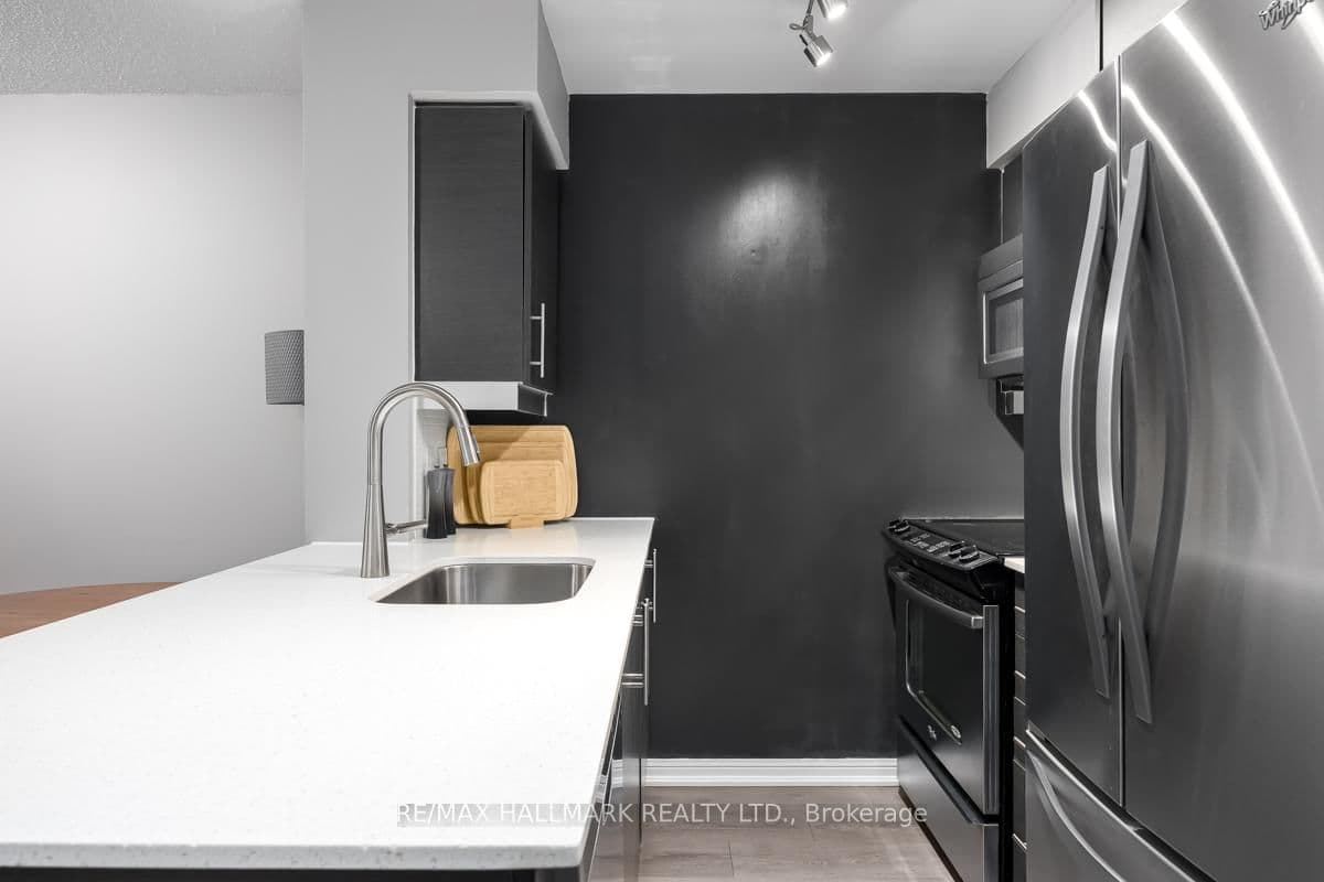 Condo Apartment at 1043- 38 Grand Magazine Street, Toronto, ON - Photo 4 - RE/MAX Garden City Realty