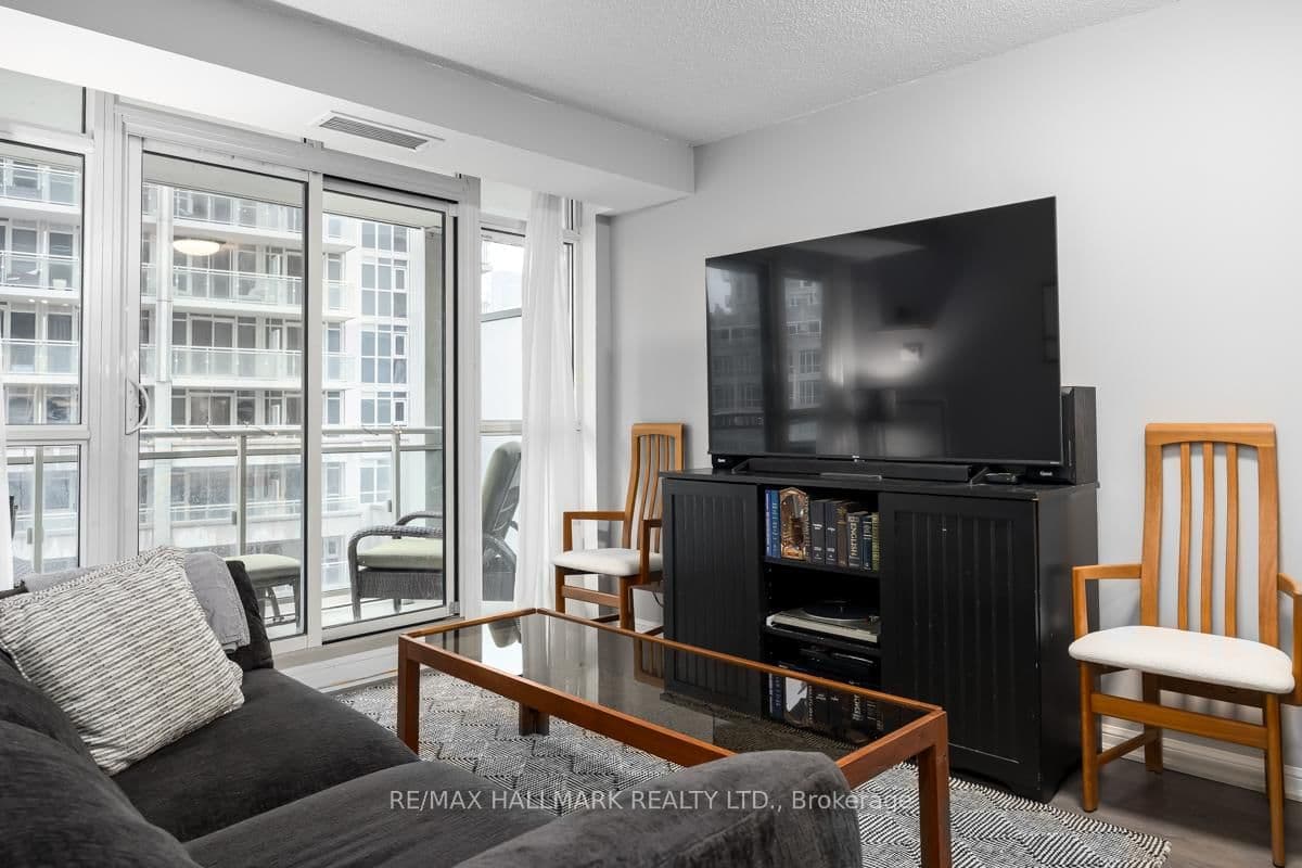 Condo Apartment at 1043- 38 Grand Magazine Street, Toronto, ON - Photo 7 - RE/MAX Garden City Realty