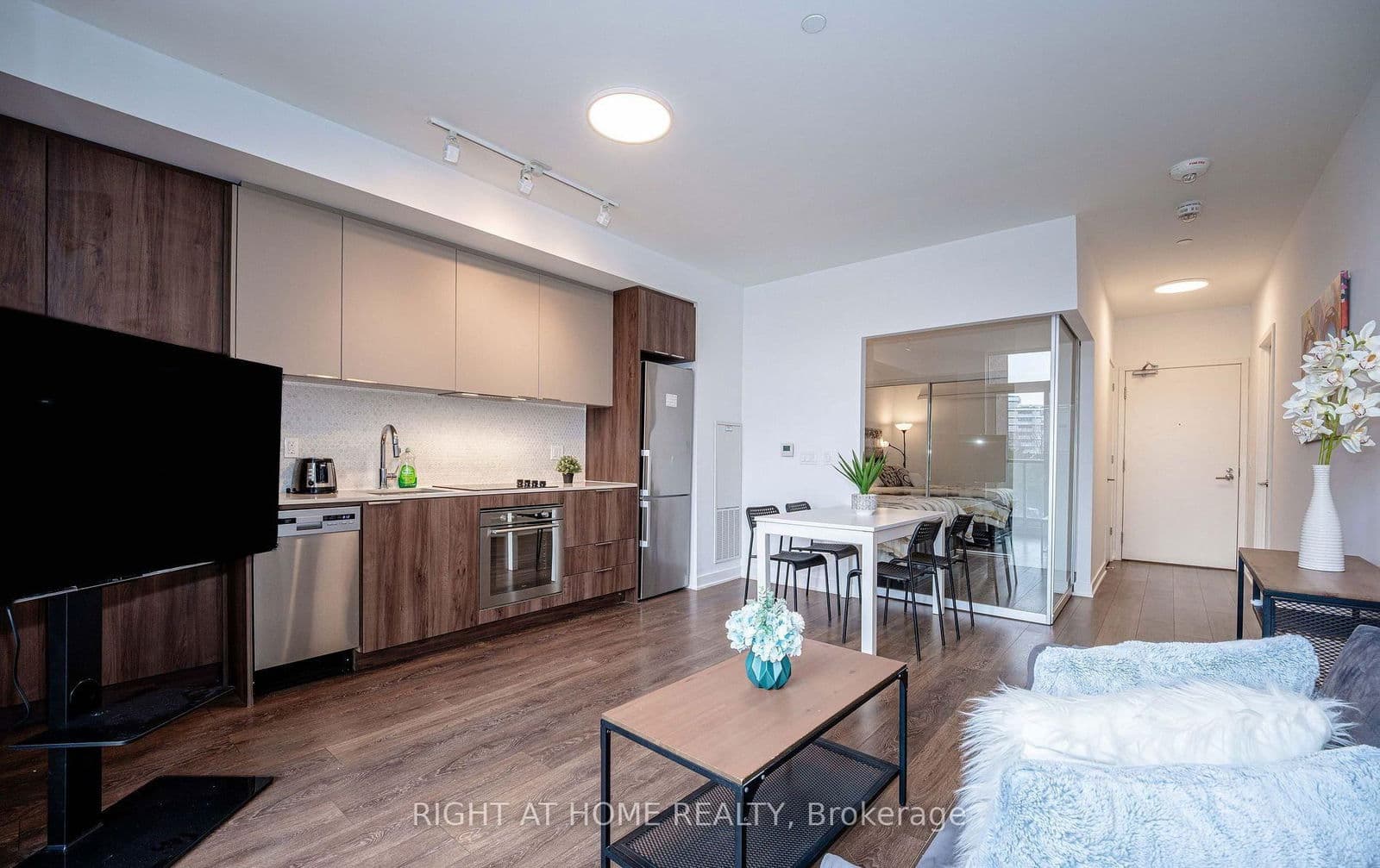 Condo Apartment at 310- 2 sonic Way, Toronto, ON - Photo 17 - RE/MAX Garden City Realty