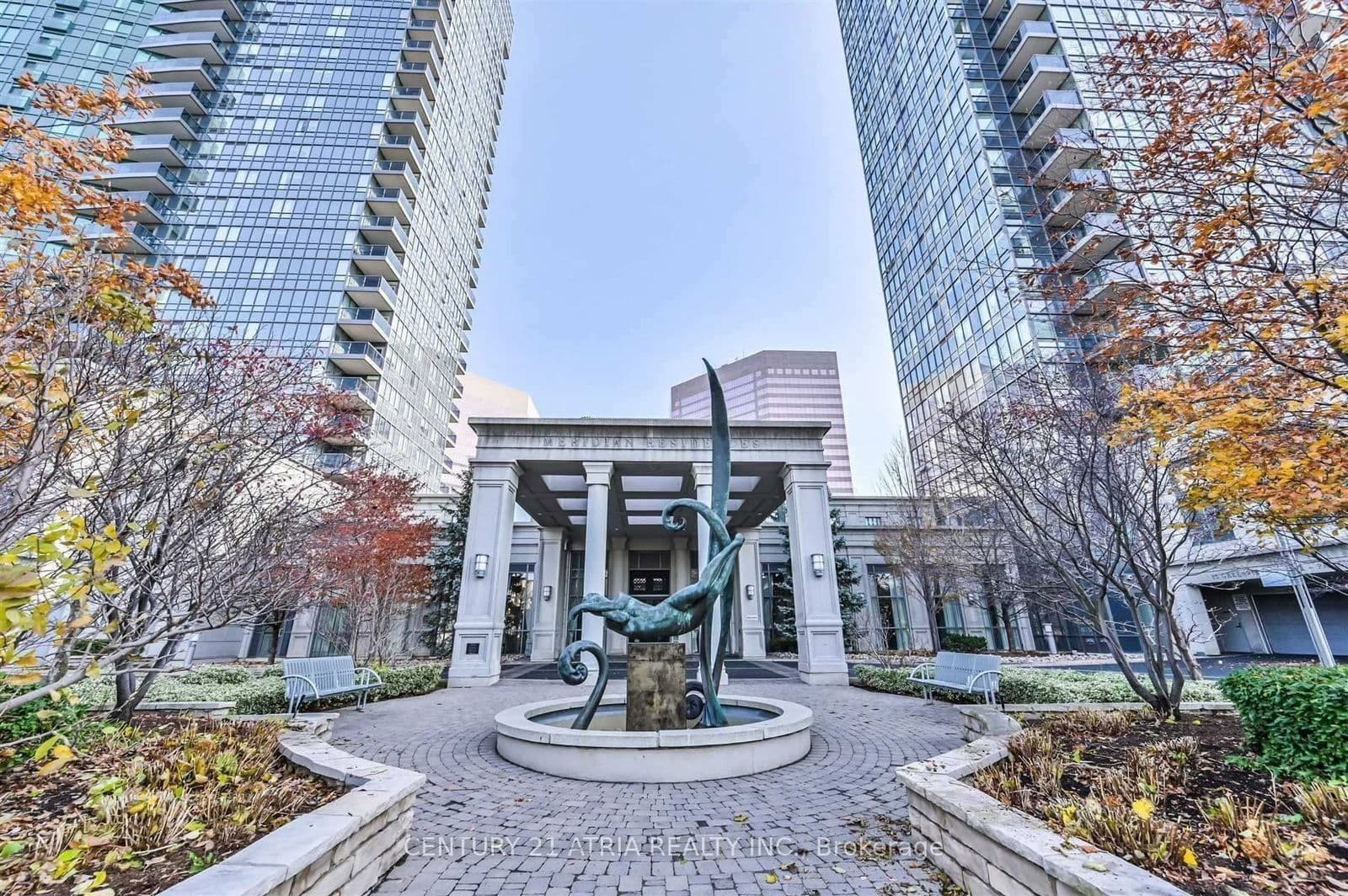 Condo Apartment at 2003- 15 Greenview Avenue, Toronto, ON - Photo 2 - RE/MAX Garden City Realty