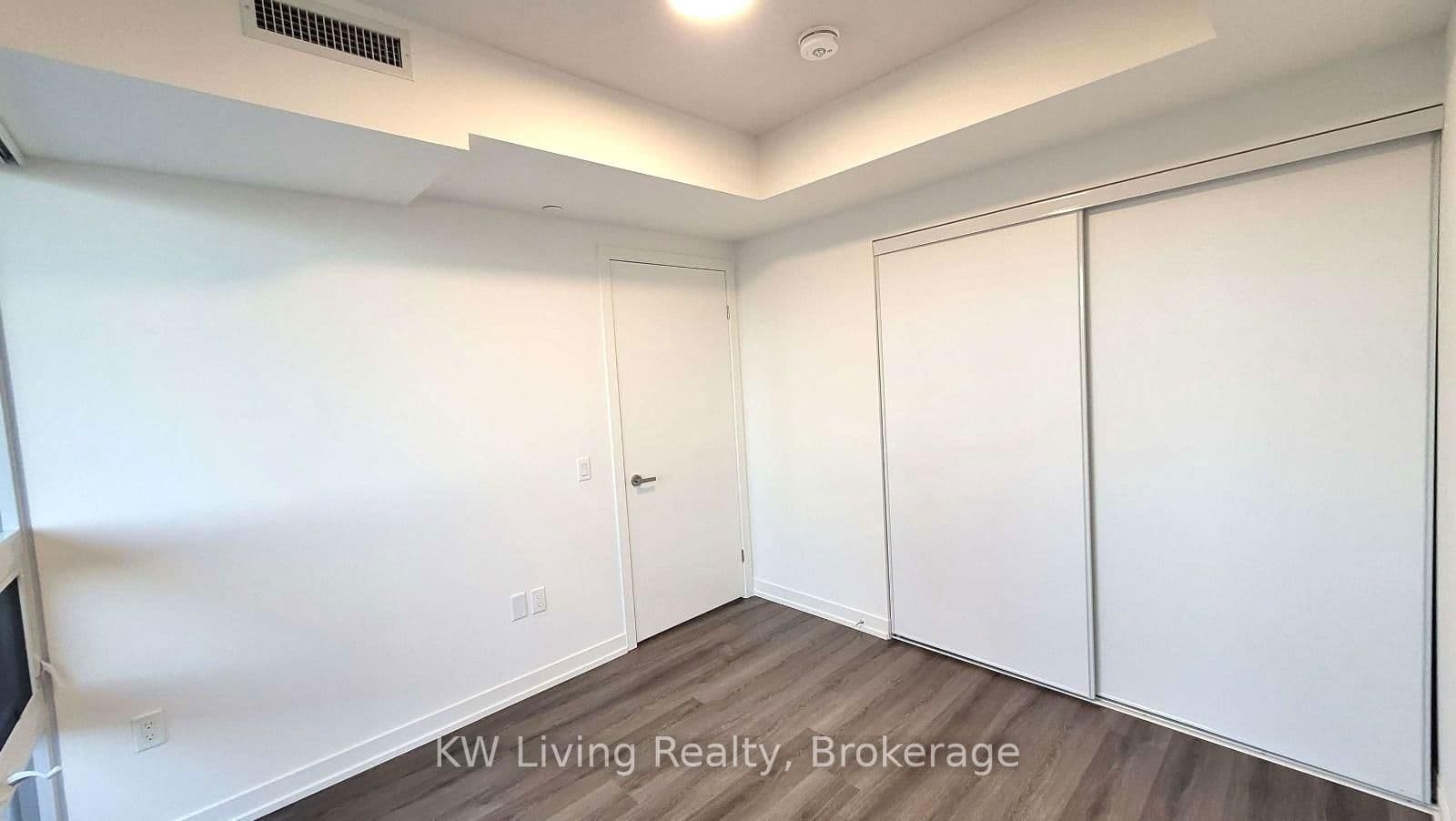 Condo Apartment at 1905- 138 Downes Street, Toronto, ON - Photo 5 - RE/MAX Garden City Realty