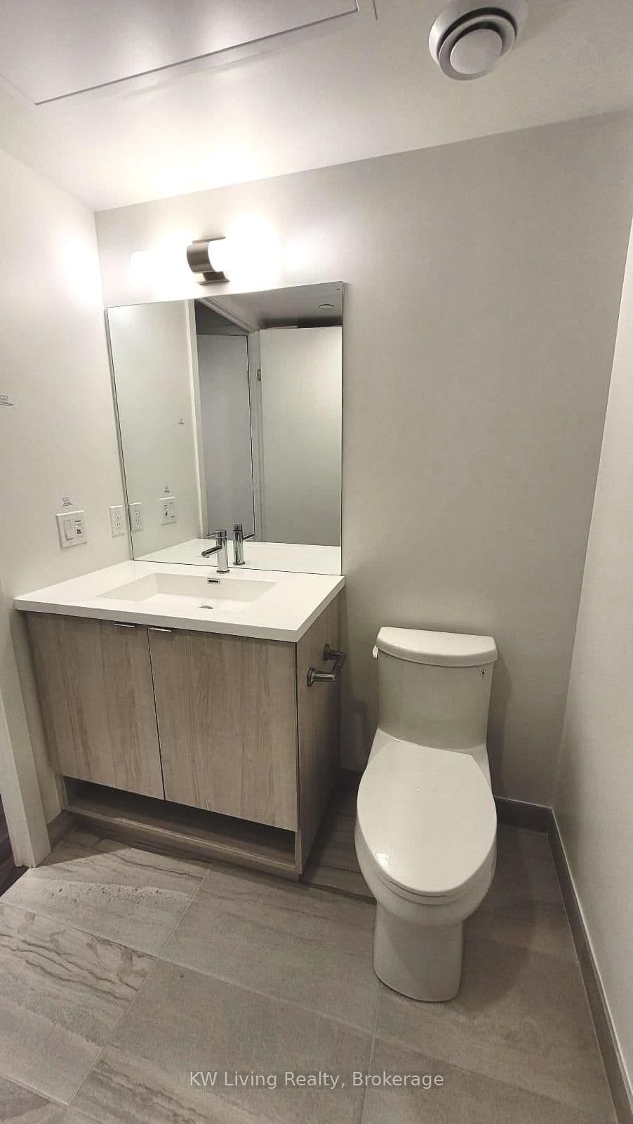 Condo Apartment at 1905- 138 Downes Street, Toronto, ON - Photo 8 - RE/MAX Garden City Realty