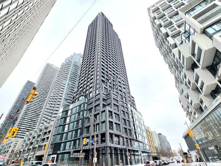 Common Element Condo at 2501- 20 Soudan Avenue, Toronto, ON - Photo 2 - RE/MAX Garden City Realty