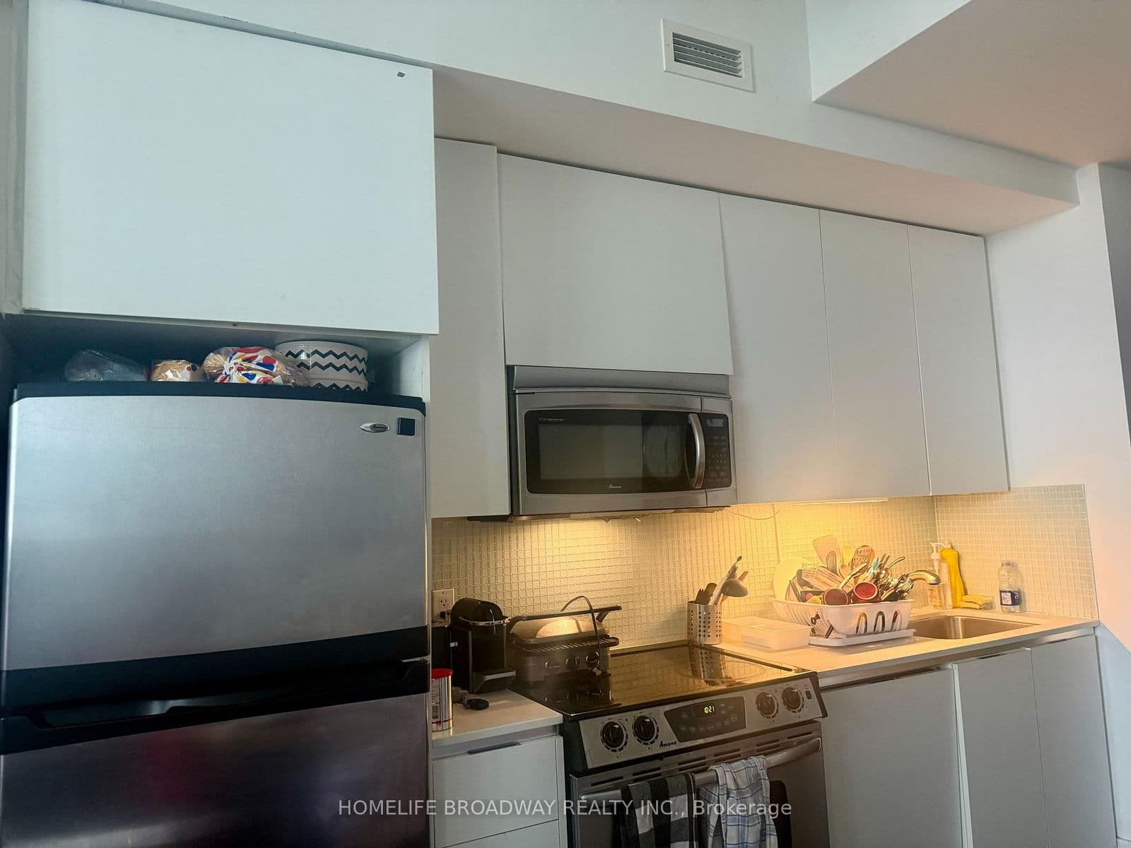 Condo Apartment at 4406- 33 Charles Street, Toronto, ON - Photo 8 - RE/MAX Garden City Realty