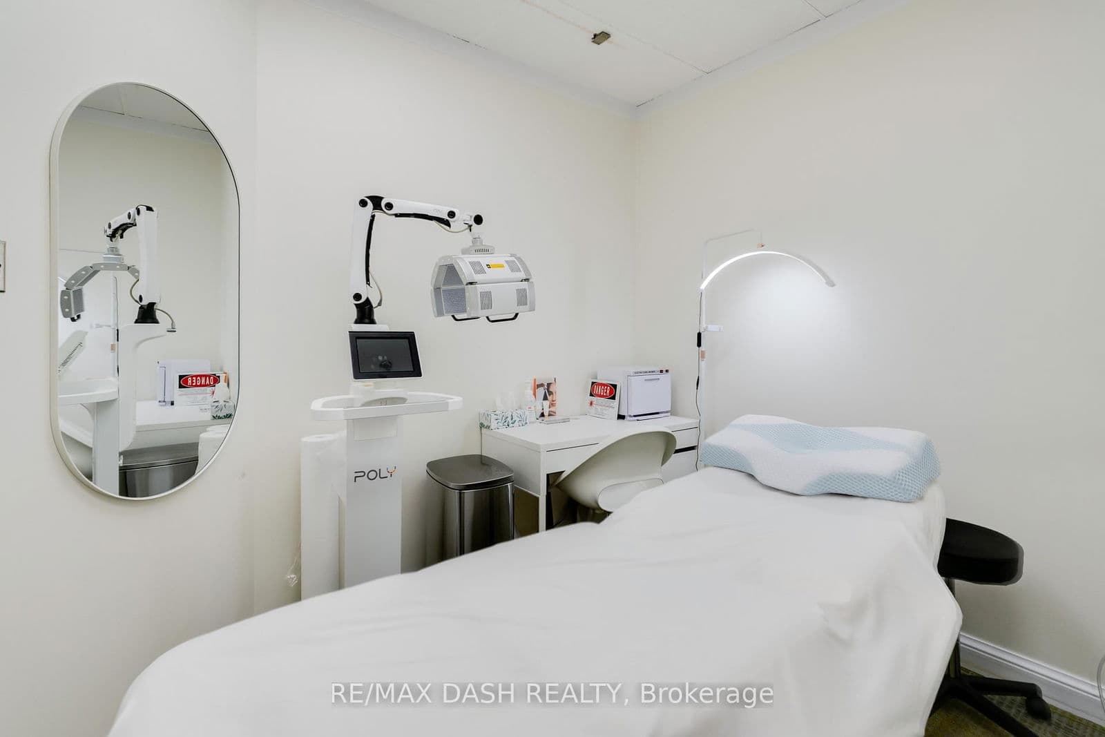 Sale Of Business at 1- 66 Avenue Road, Toronto, ON - Photo 14 - RE/MAX Garden City Realty