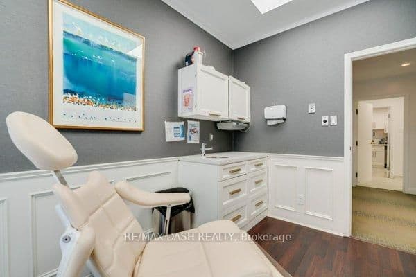 Sale Of Business at 1- 66 Avenue Road, Toronto, ON - Photo 17 - RE/MAX Garden City Realty