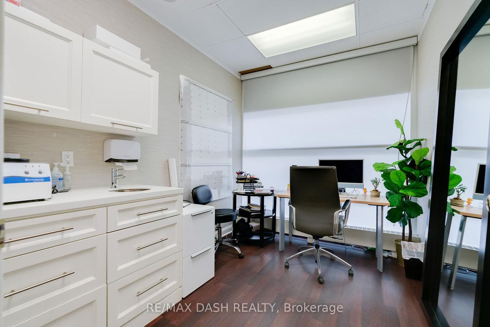 Sale Of Business at 1- 66 Avenue Road, Toronto, ON - Photo 18 - RE/MAX Garden City Realty