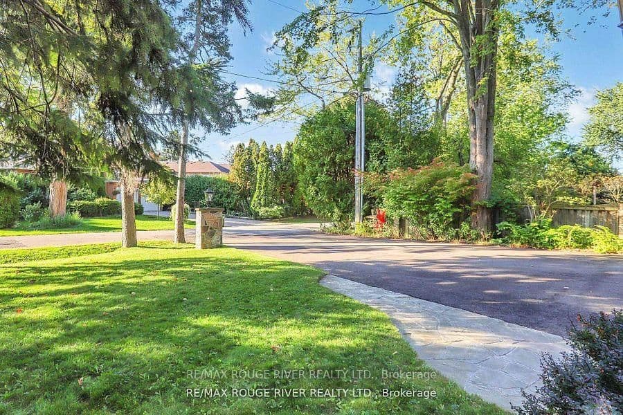 Detached at 300 Taylor Road, Toronto, ON - Photo 5 - RE/MAX Garden City Realty