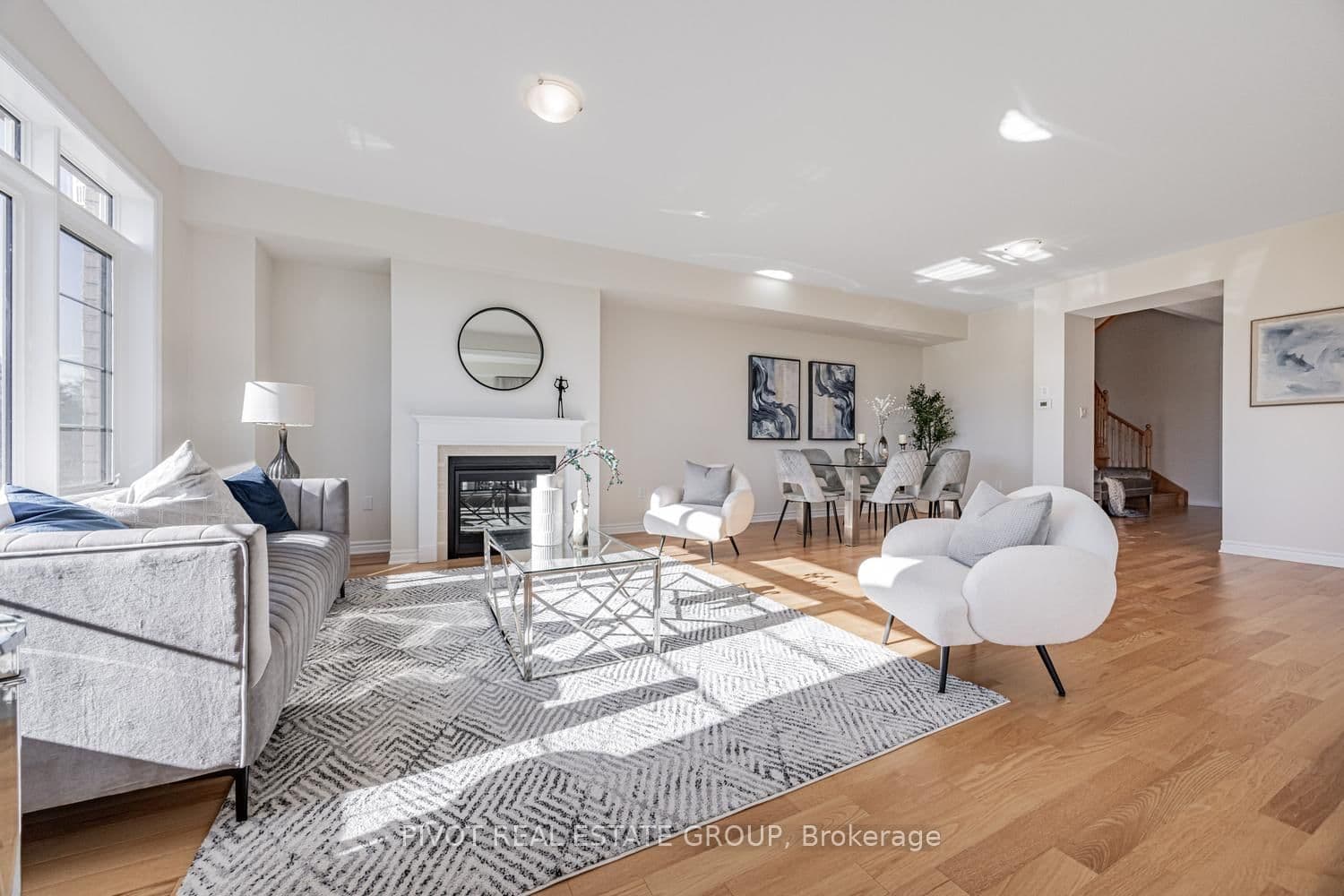 Detached at 32 Waterfront Crescent, Whitby, ON - Photo 12 - RE/MAX Garden City Realty