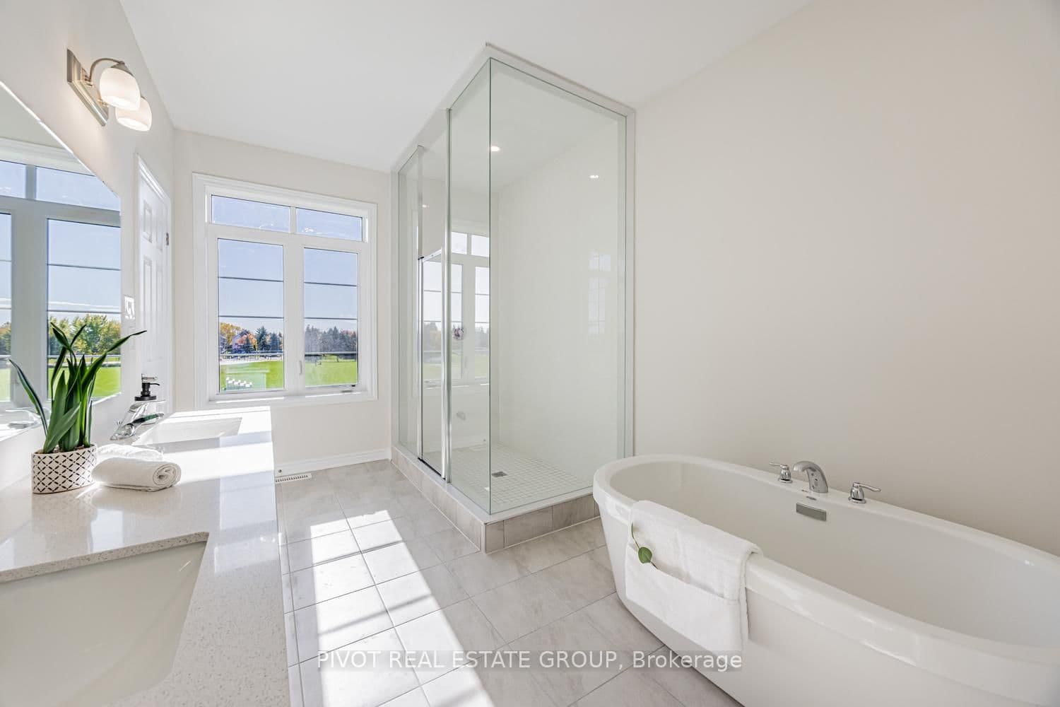 Detached at 32 Waterfront Crescent, Whitby, ON - Photo 39 - RE/MAX Garden City Realty