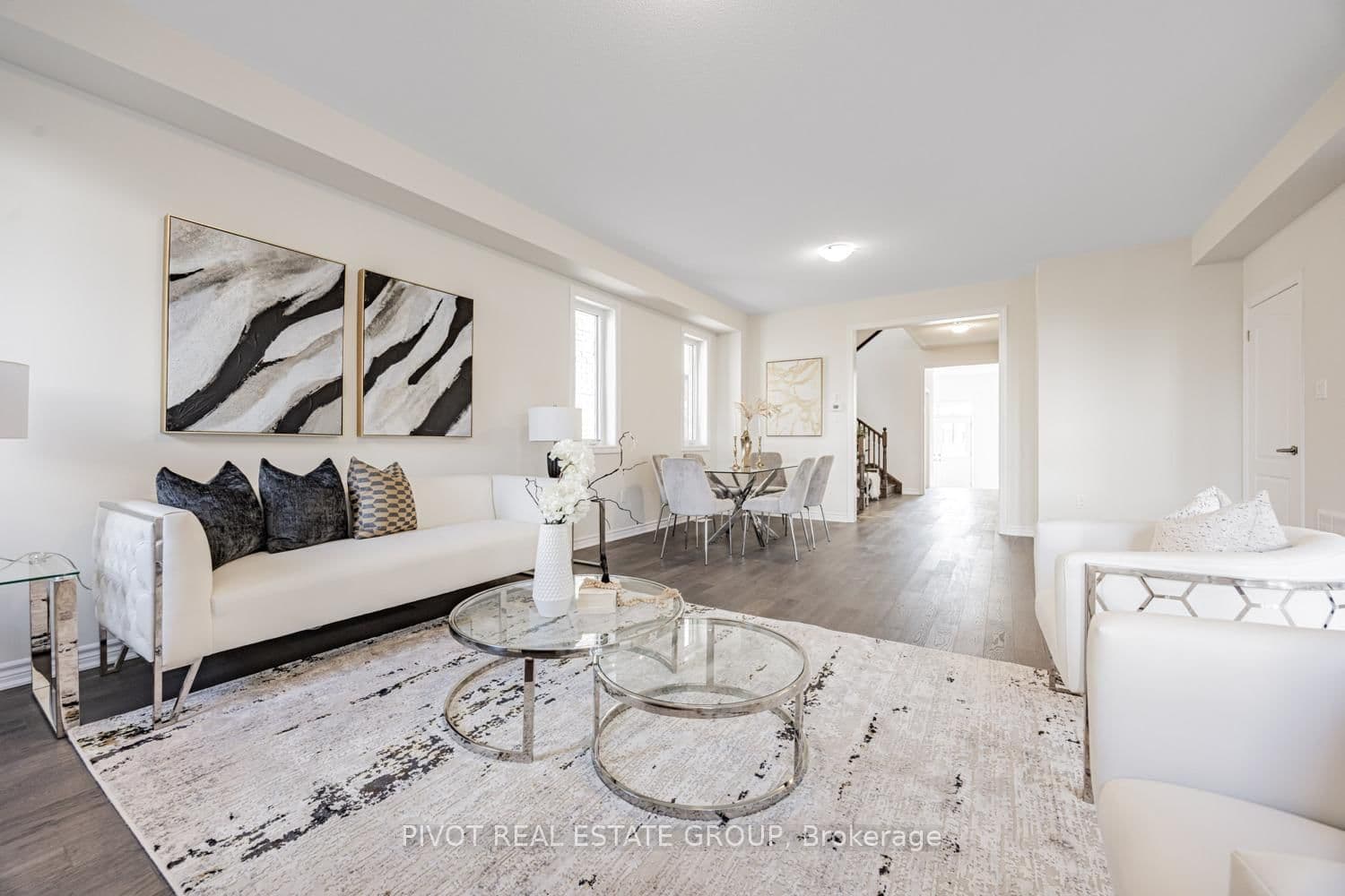 Detached at 12 Waterfront Crescent, Whitby, ON - Photo 11 - RE/MAX Garden City Realty