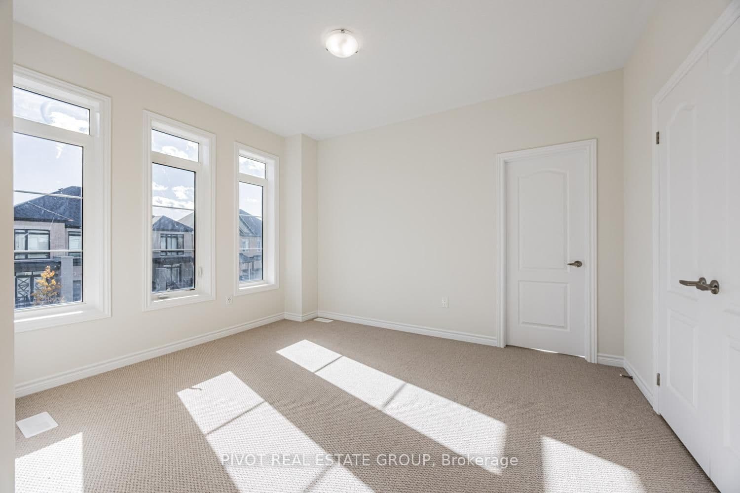 Detached at 12 Waterfront Crescent, Whitby, ON - Photo 31 - RE/MAX Garden City Realty