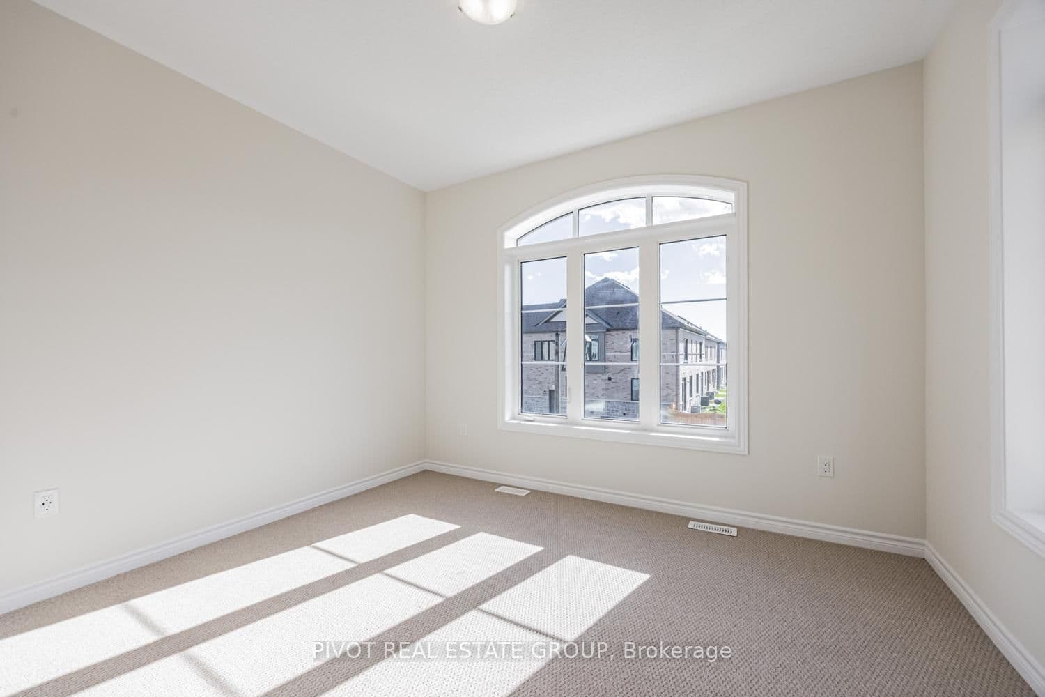 Detached at 12 Waterfront Crescent, Whitby, ON - Photo 32 - RE/MAX Garden City Realty