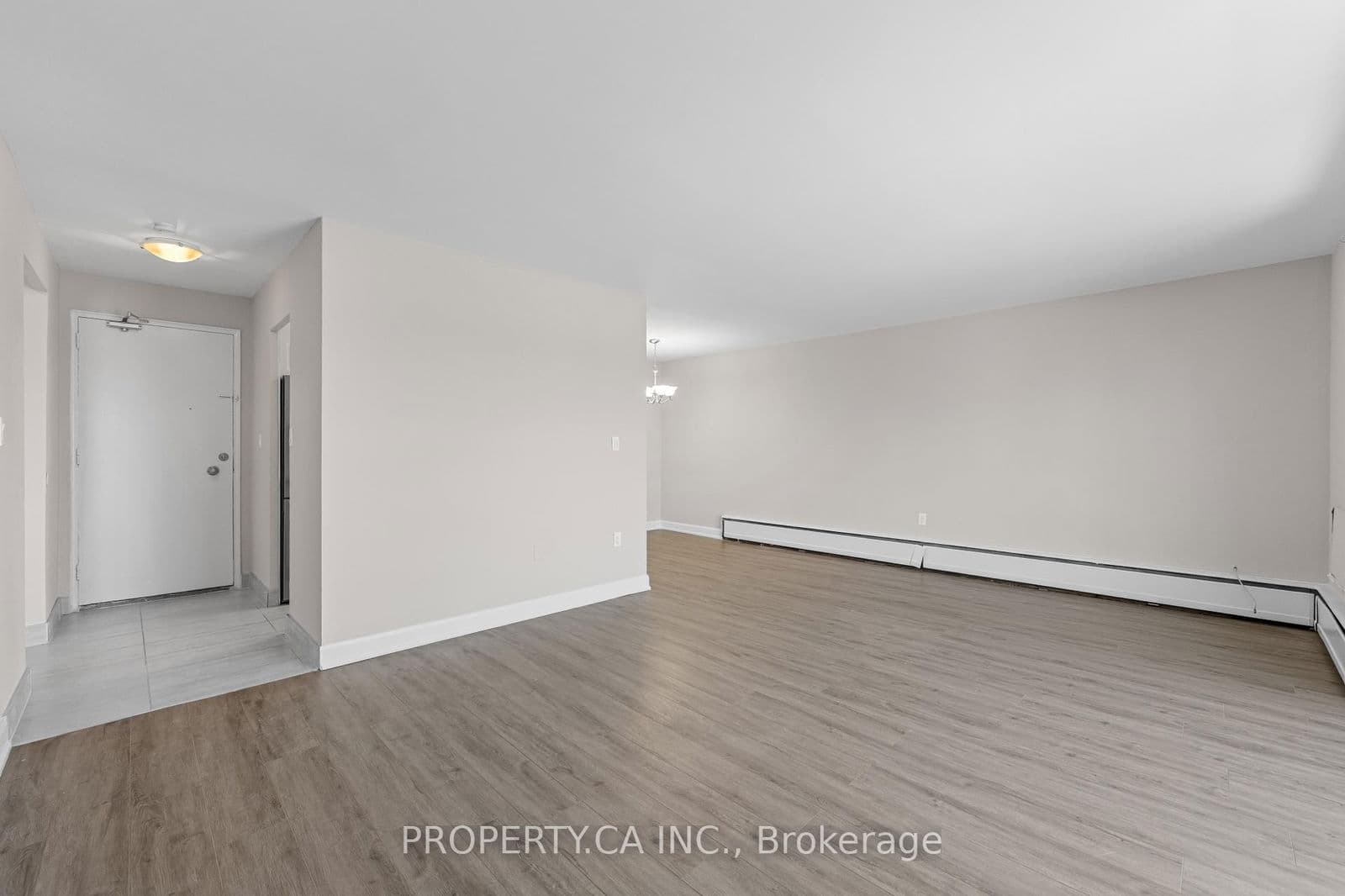 Multiplex at 501- 1055 Victoria Park Avenue, Toronto, ON - Photo 4 - RE/MAX Garden City Realty