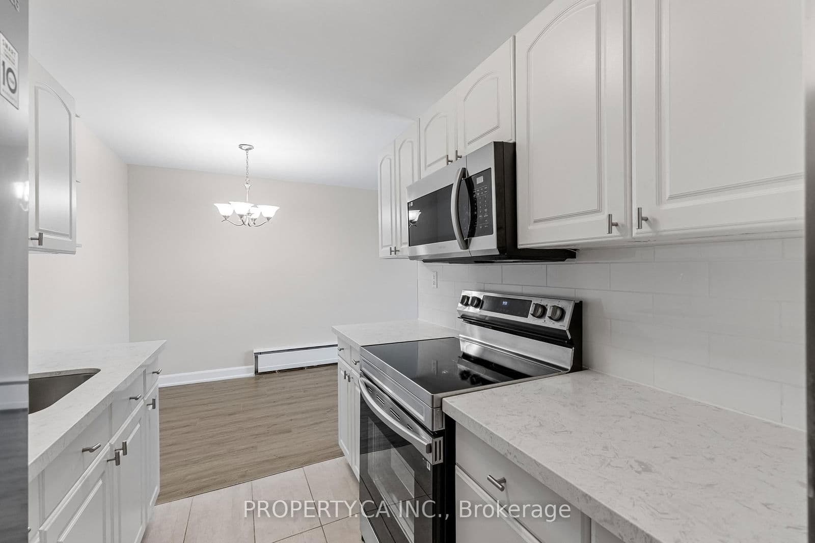 Multiplex at 501- 1055 Victoria Park Avenue, Toronto, ON - Photo 9 - RE/MAX Garden City Realty