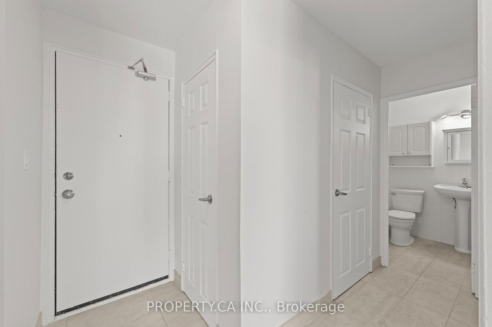 Multiplex at 607- 1055 Victoria Park Avenue, Toronto, ON - Photo 12 - RE/MAX Garden City Realty