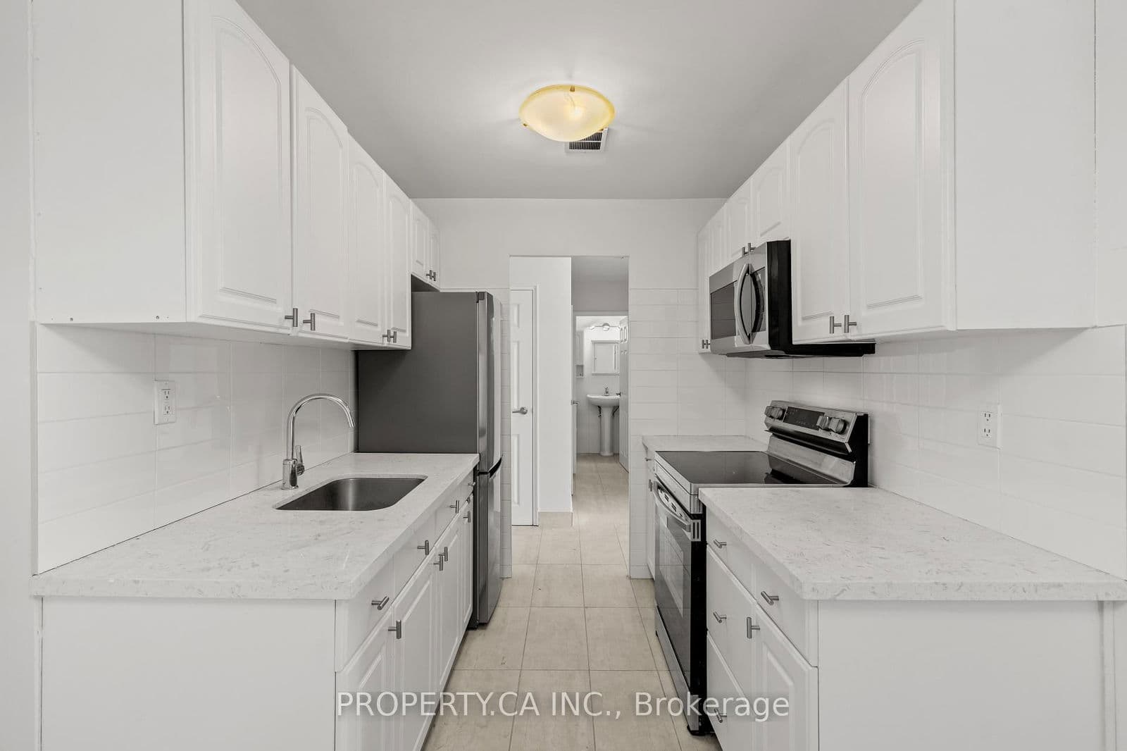 Multiplex at 607- 1055 Victoria Park Avenue, Toronto, ON - Photo 8 - RE/MAX Garden City Realty