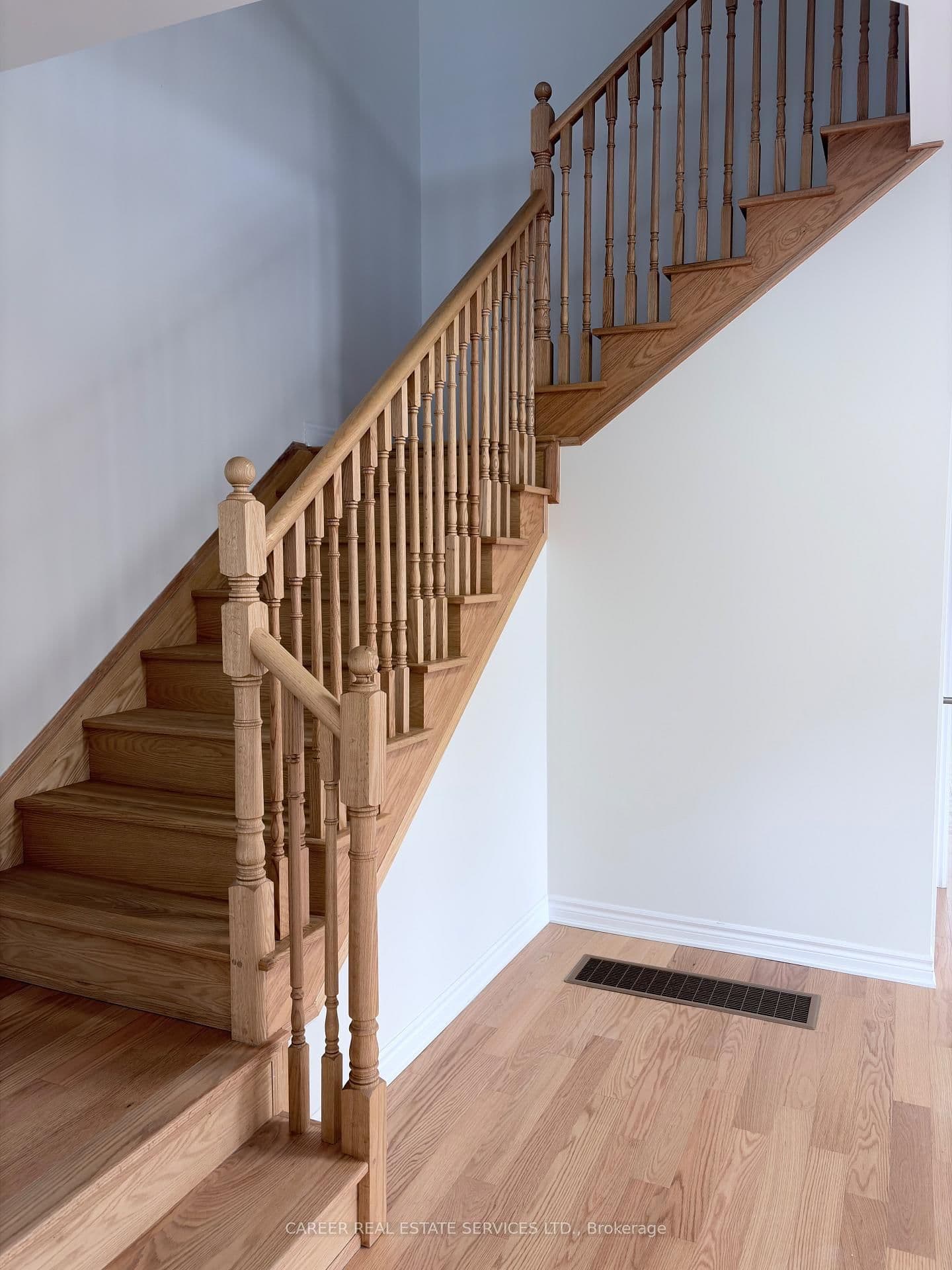 Detached at 1 Waterfront Crescent, Whitby, ON - Photo 6 - RE/MAX Garden City Realty