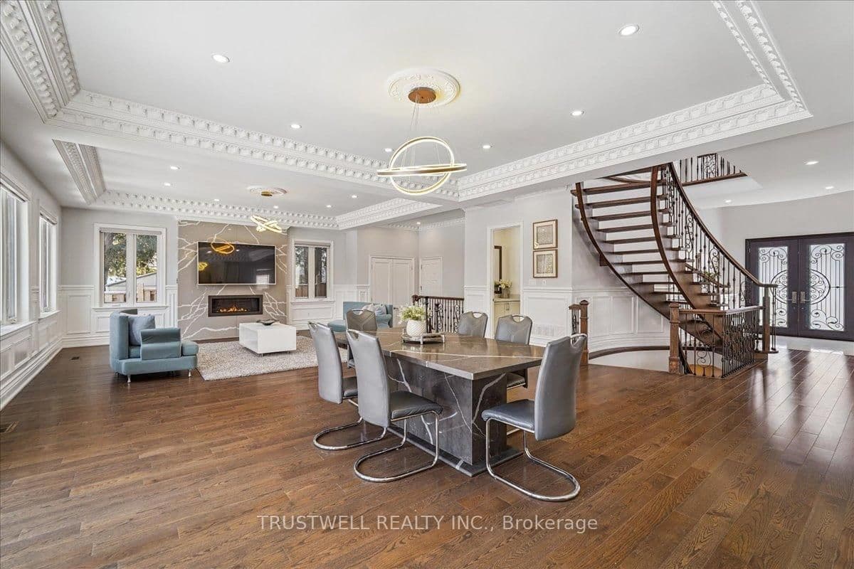 Detached at 98 Castle Hill Drive, Toronto, ON - Photo 17 - RE/MAX Garden City Realty